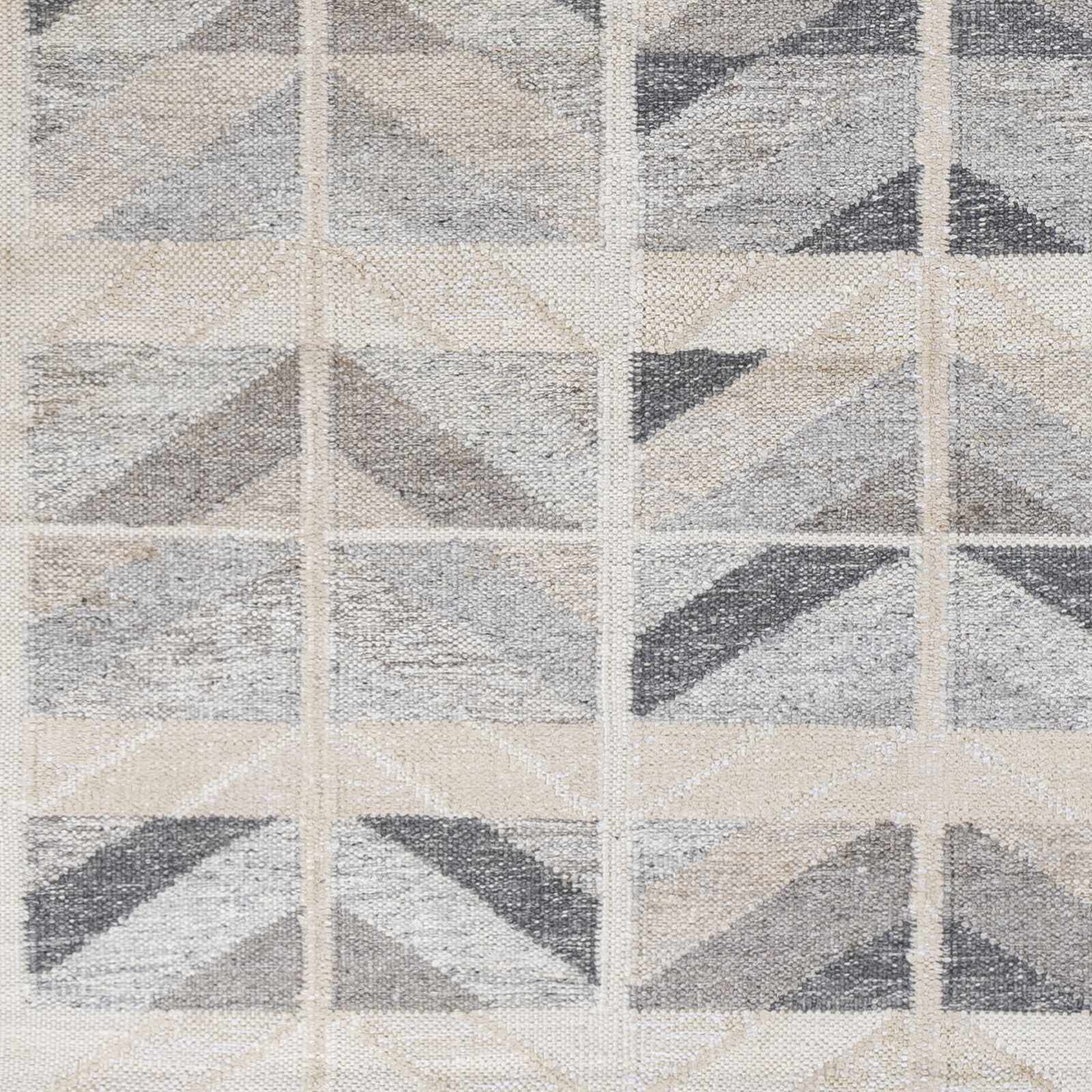 The Halona Rug - Image 3