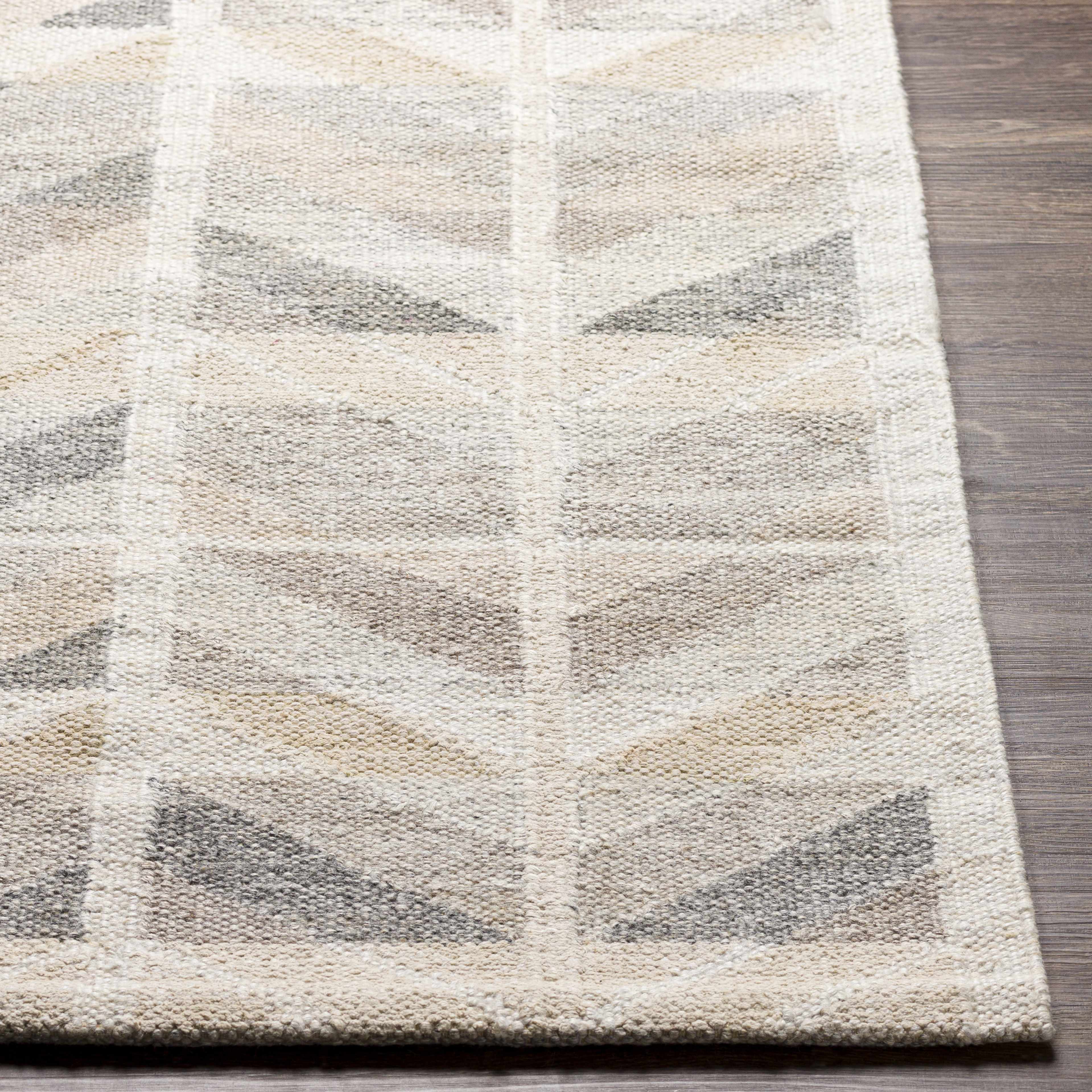 The Halona Rug - Image 8