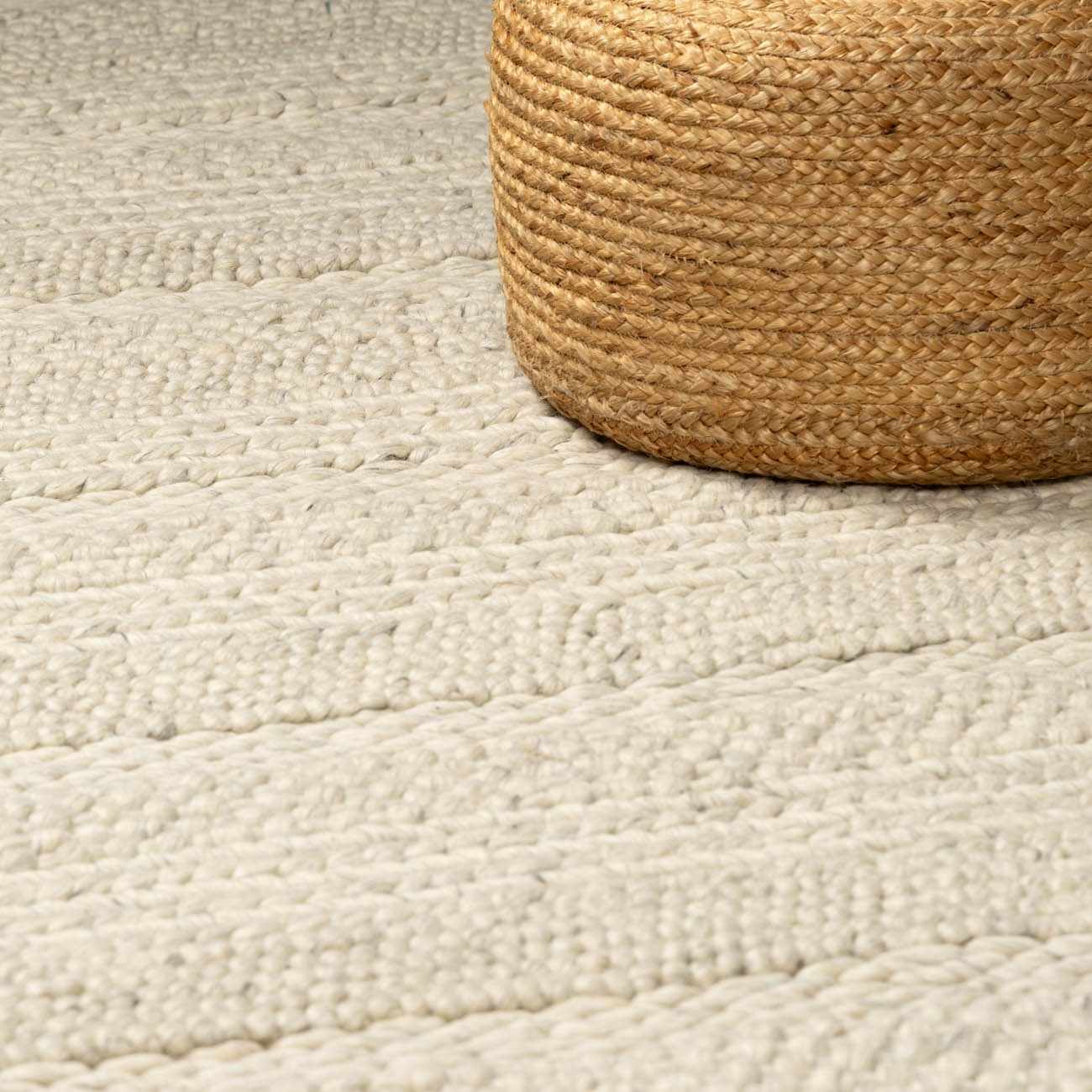 The Hanlontown Wool Rug - Image 12