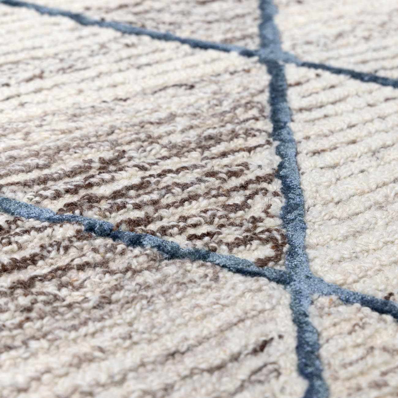 The Helion Rug - Image 11