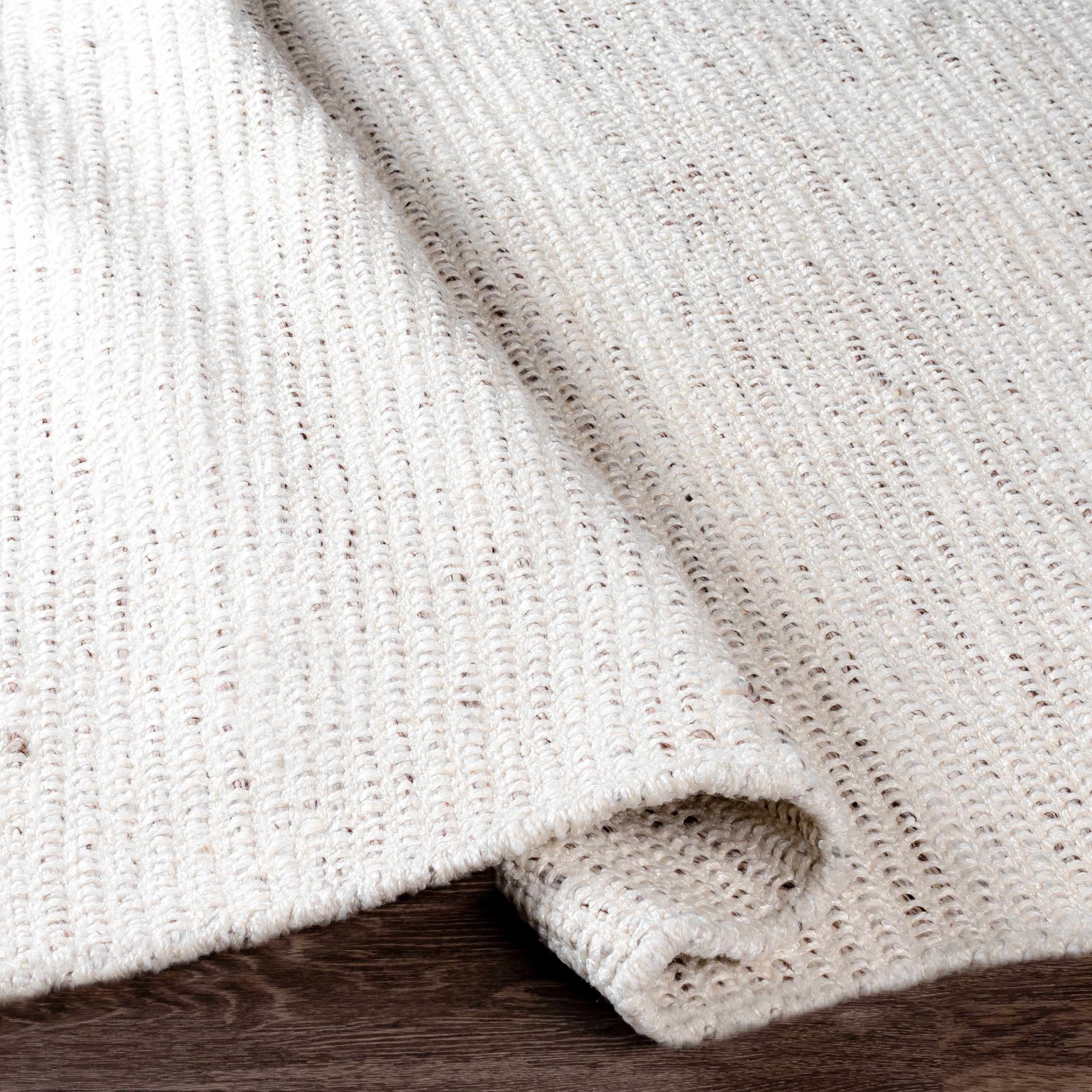 The Lakeland Rug - Image 10