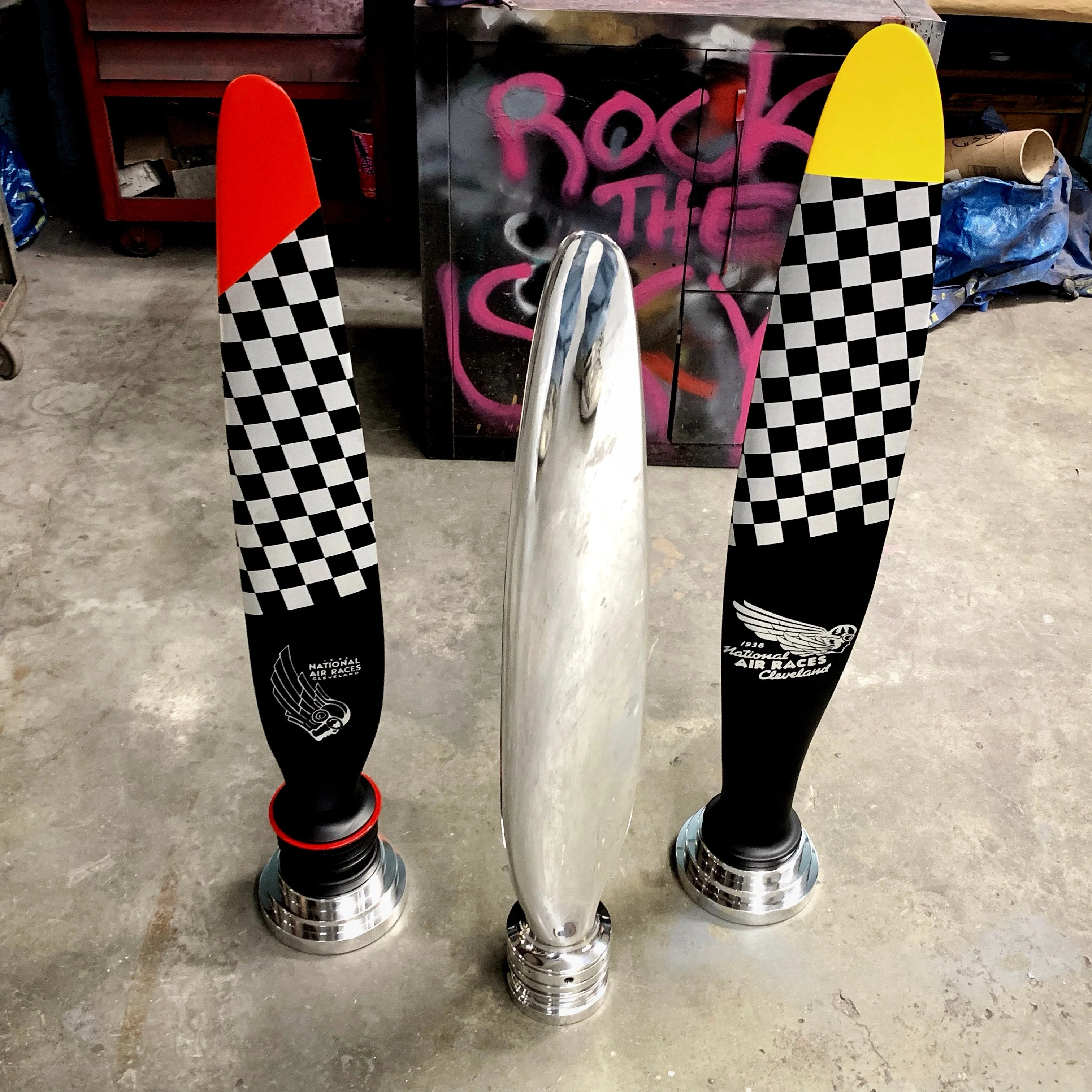 The Propsicle Modern Aviation Art CESSNA 402 Mirror Polished Chrome Airplane Propeller Blade Sculpture ( McCauley ) - Image 9