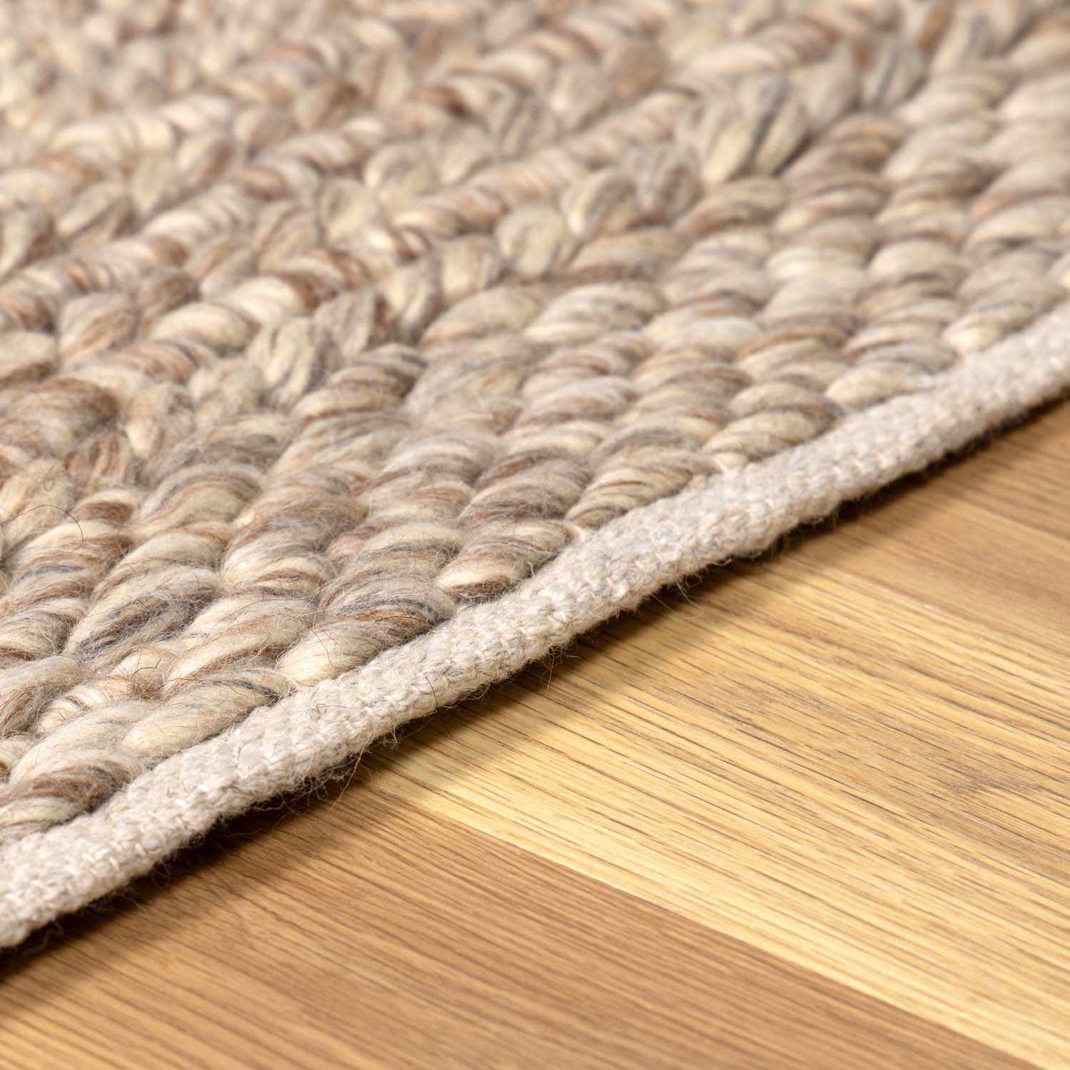 The Seren Wool Rug - Image 9