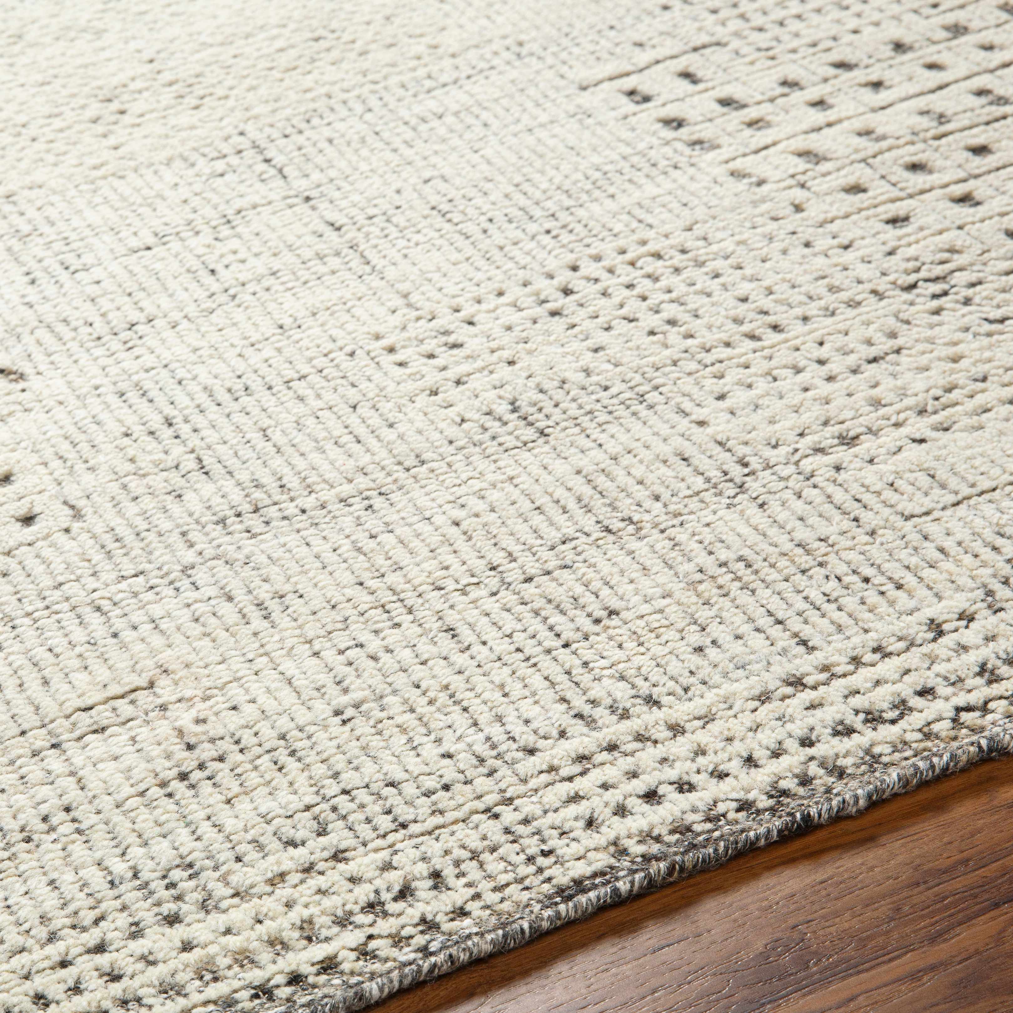 The Tyra Rug - Image 8