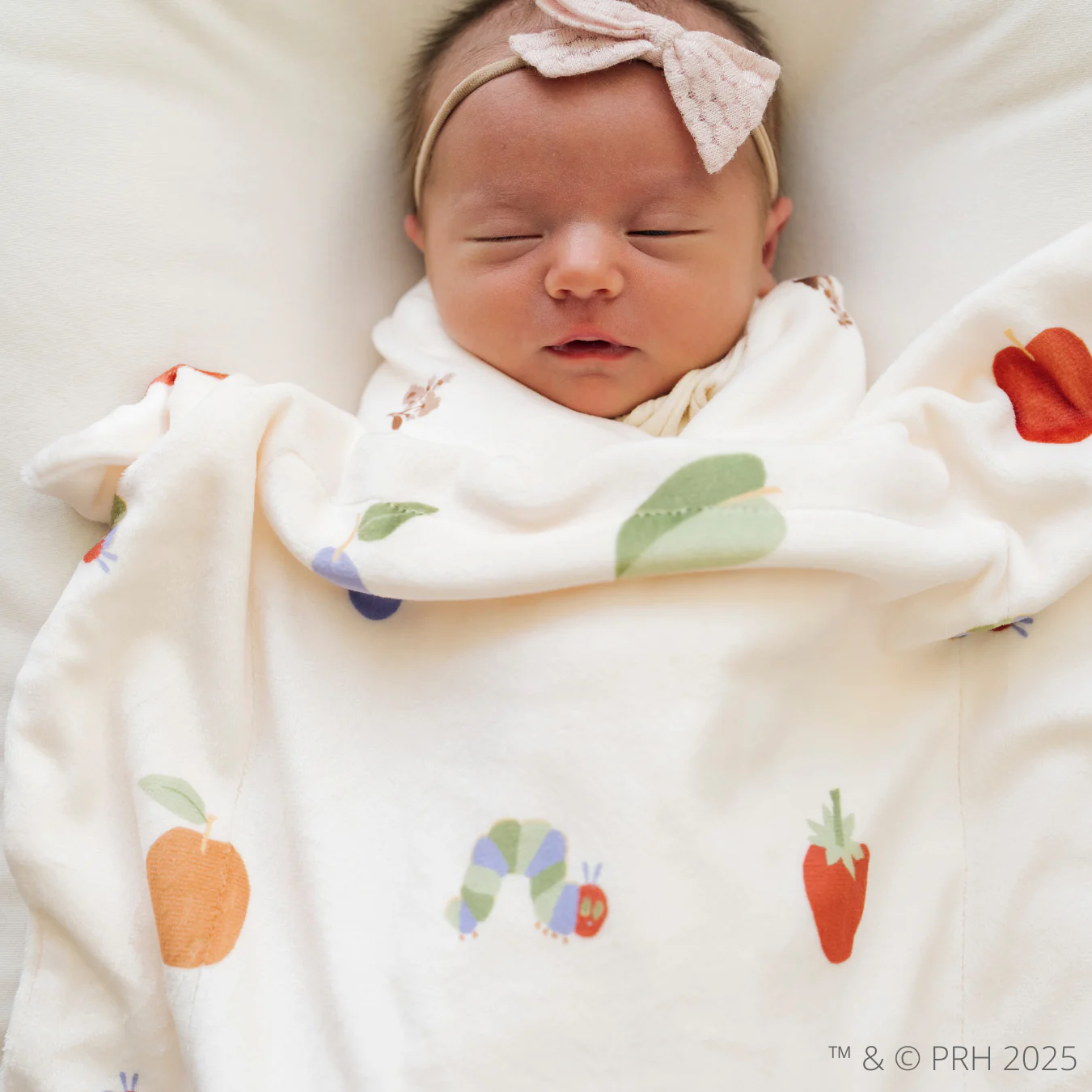 THE VERY HUNGRY CATERPILLAR™ MINKY STRETCH LUXE BLANKETS - Image 2