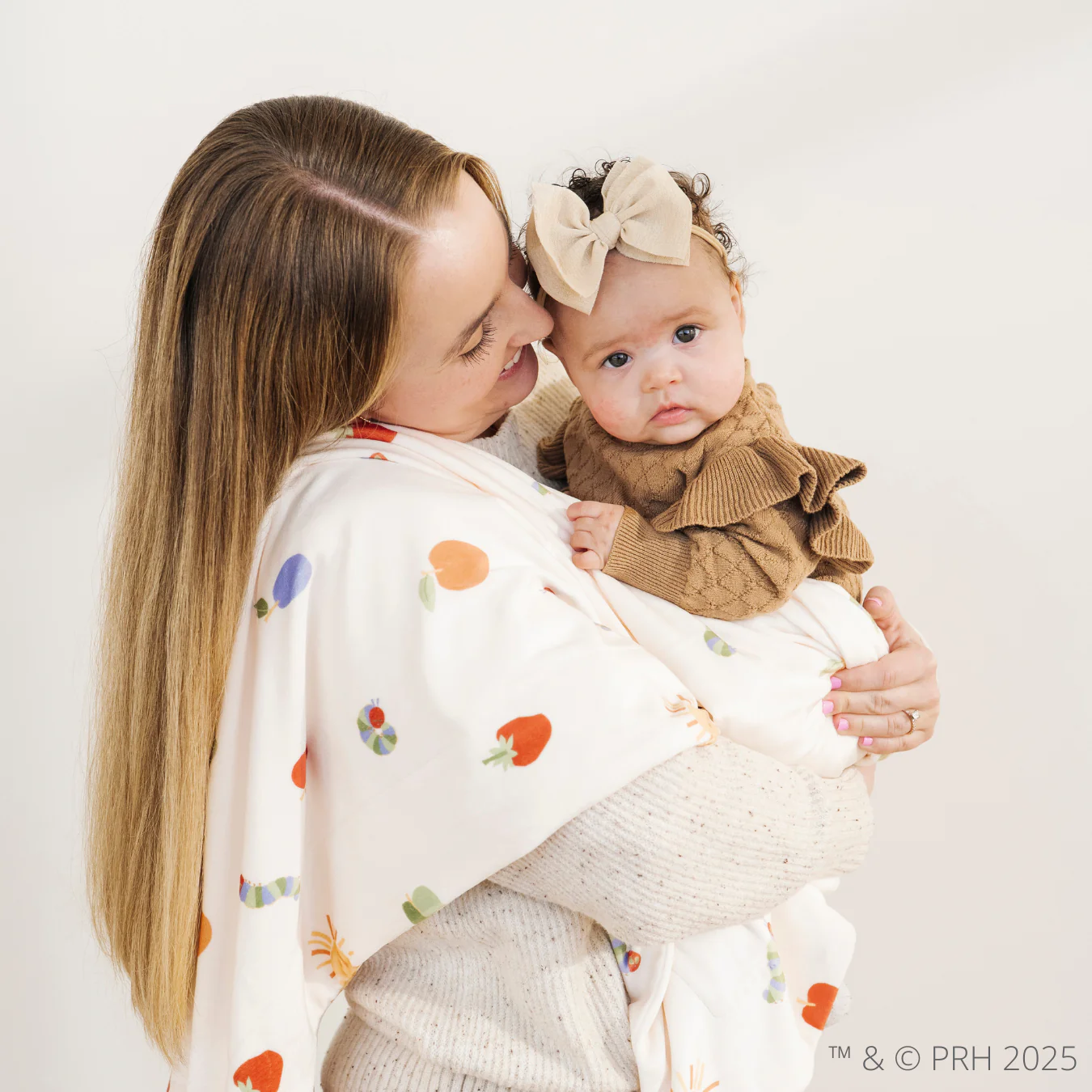 THE VERY HUNGRY CATERPILLAR™ MINKY STRETCH LUXE BLANKETS - Image 4
