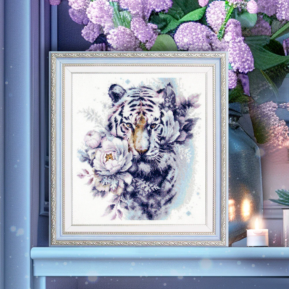 The White Tiger 70-14 Counted Cross-Stitch Kit - Image 2