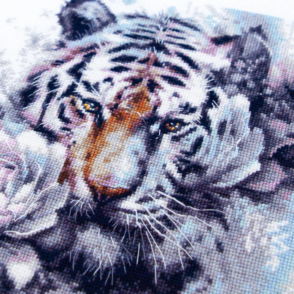 The White Tiger 70-14 Counted Cross-Stitch Kit - Image 6