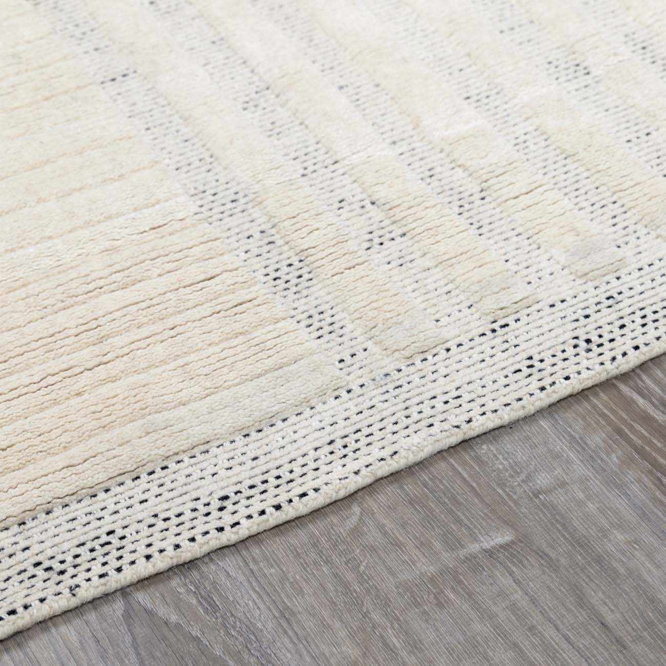 The Yulia Wool Rug - Image 9