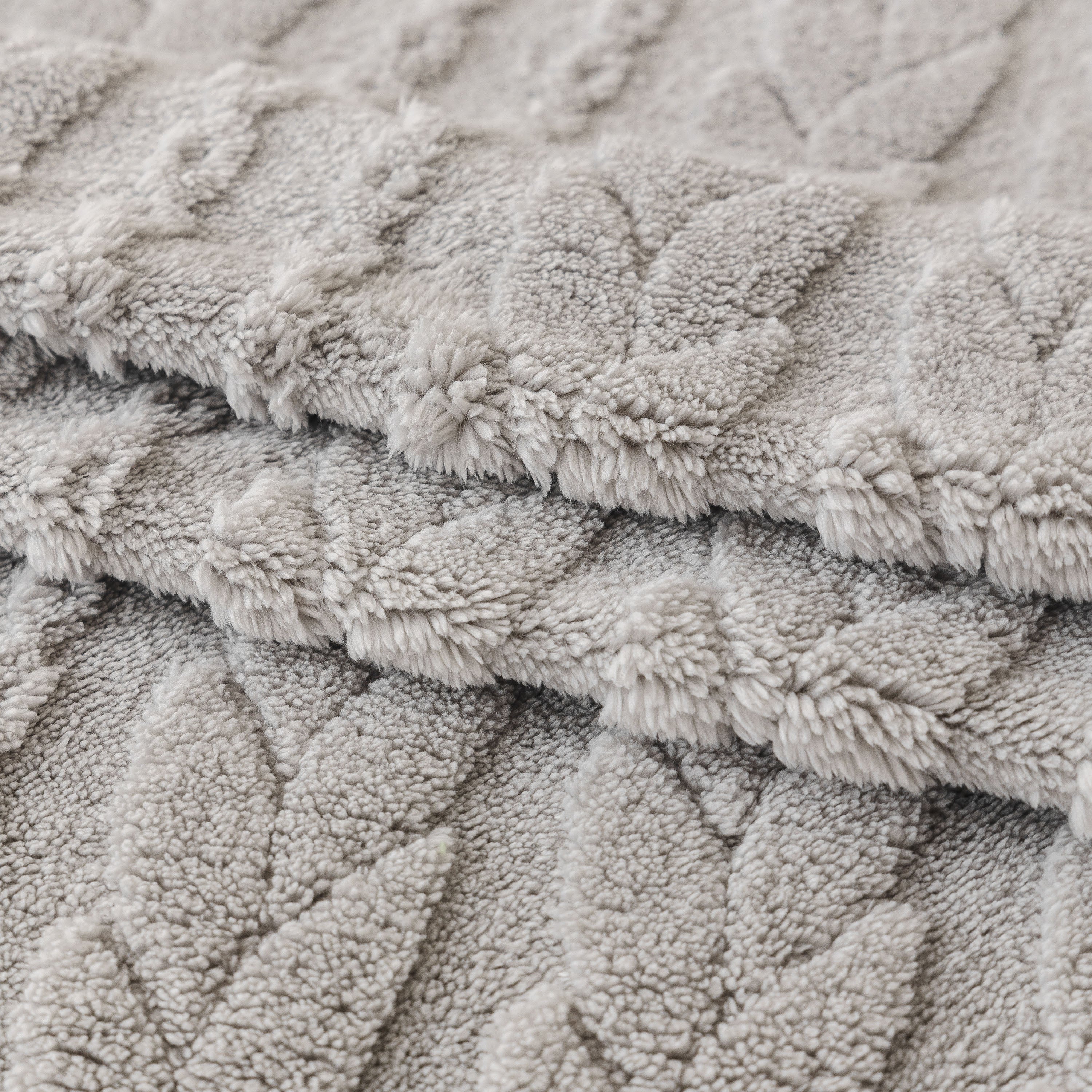 Thick Cozy 3D Cable Sofa Throw Cover, Plush Jacquard Warm Fleece Throw Blanket - Image 10