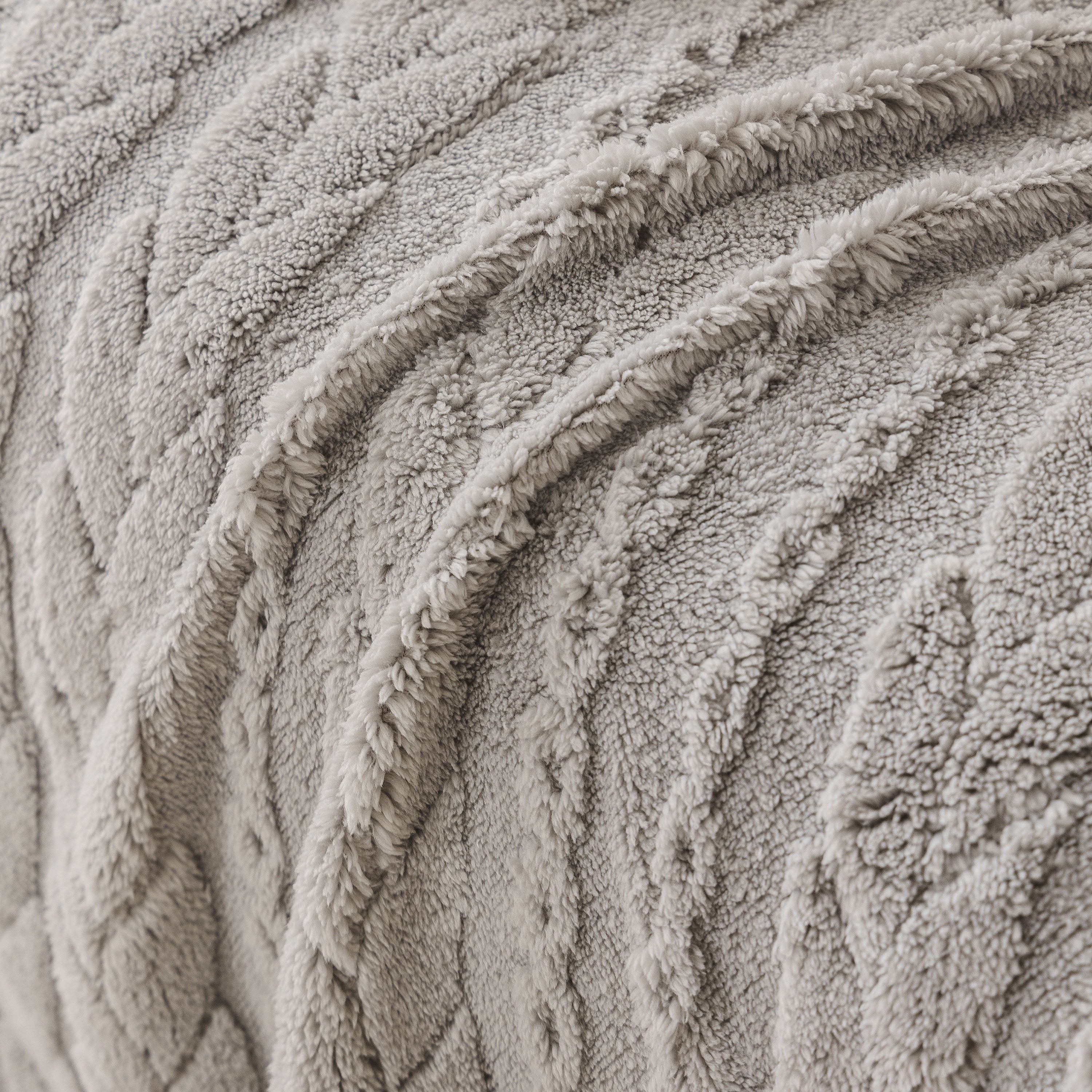 Thick Cozy 3D Cable Sofa Throw Cover, Plush Jacquard Warm Fleece Throw Blanket - Image 11