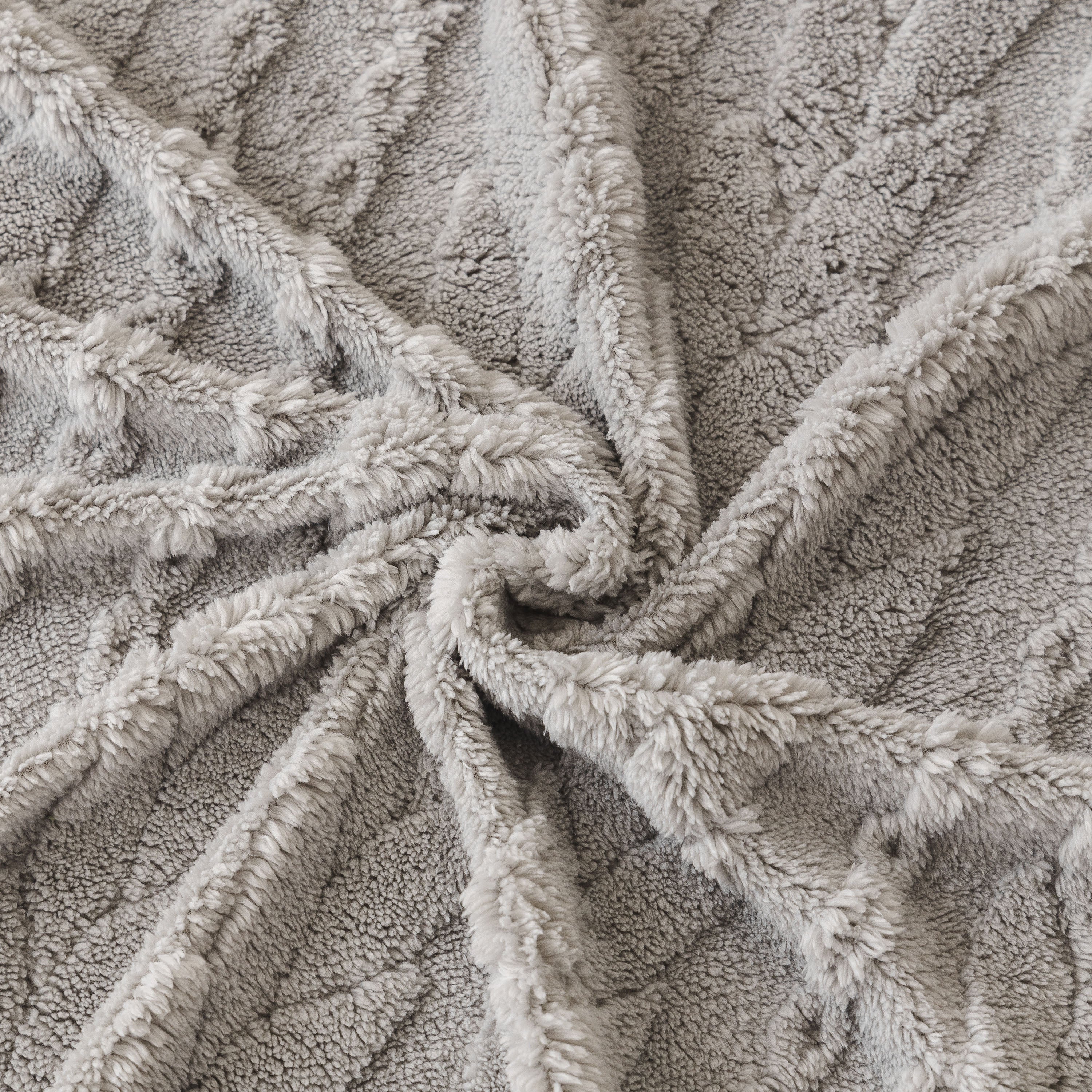 Thick Cozy 3D Cable Sofa Throw Cover, Plush Jacquard Warm Fleece Throw Blanket - Image 9