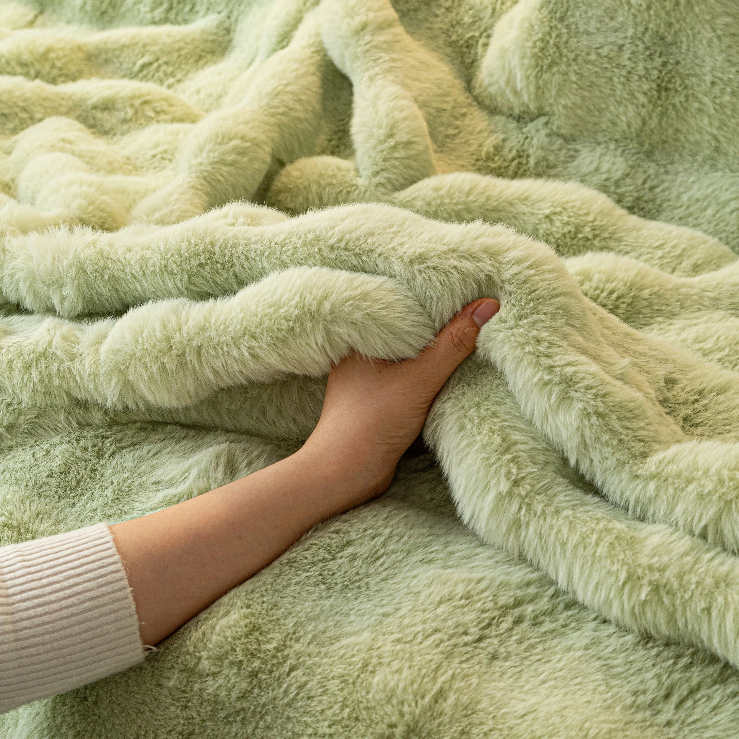 Thick Faux Fur Sofa Cover Fluffy Plush Warm Sofa Slipcover Furniture Protector for Couch Bed - Image 56