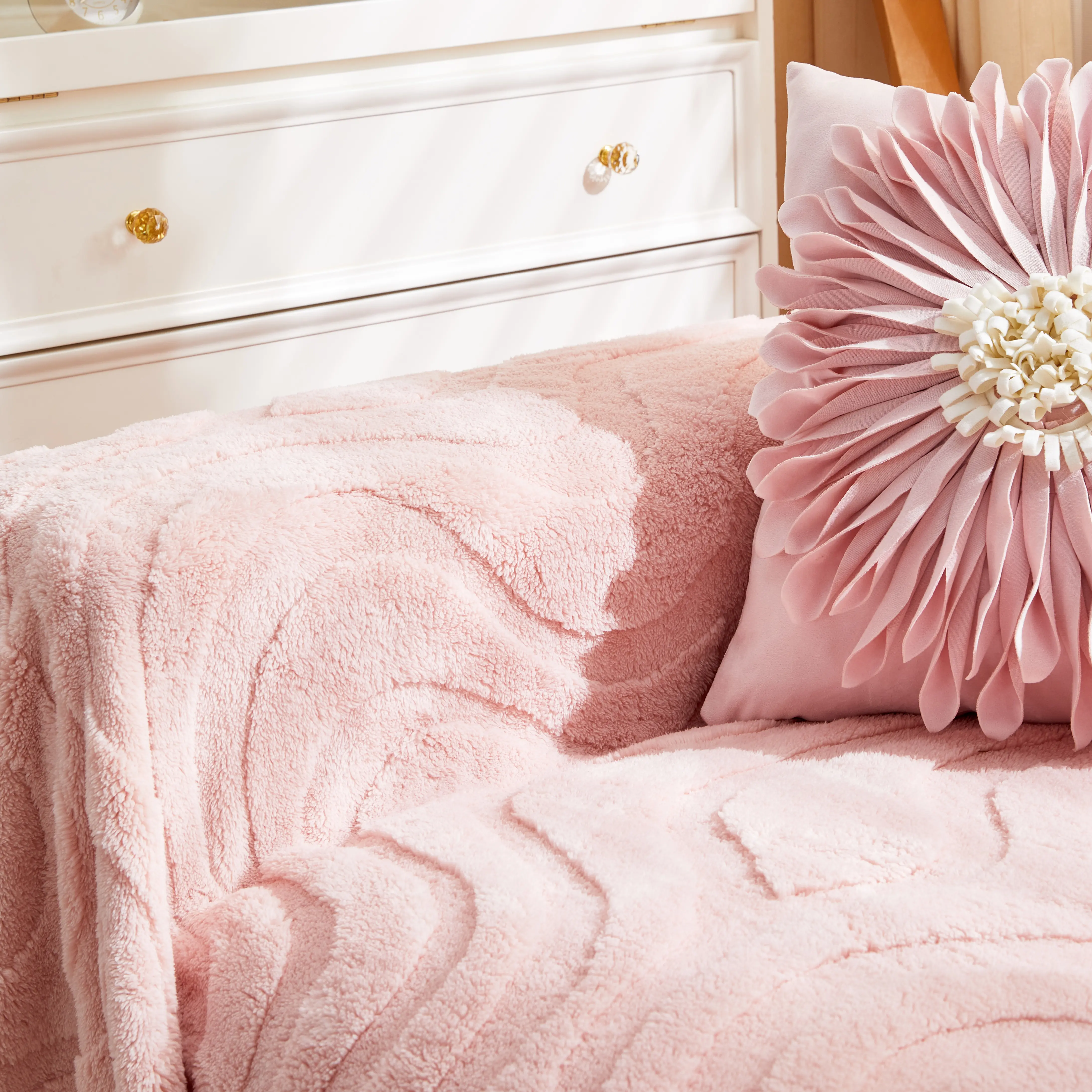 Thick Plush Jacquard Velvet Throw Blanket on Sofa, Sofa Slipcovers and Sectional Sofa Covers - Image 36