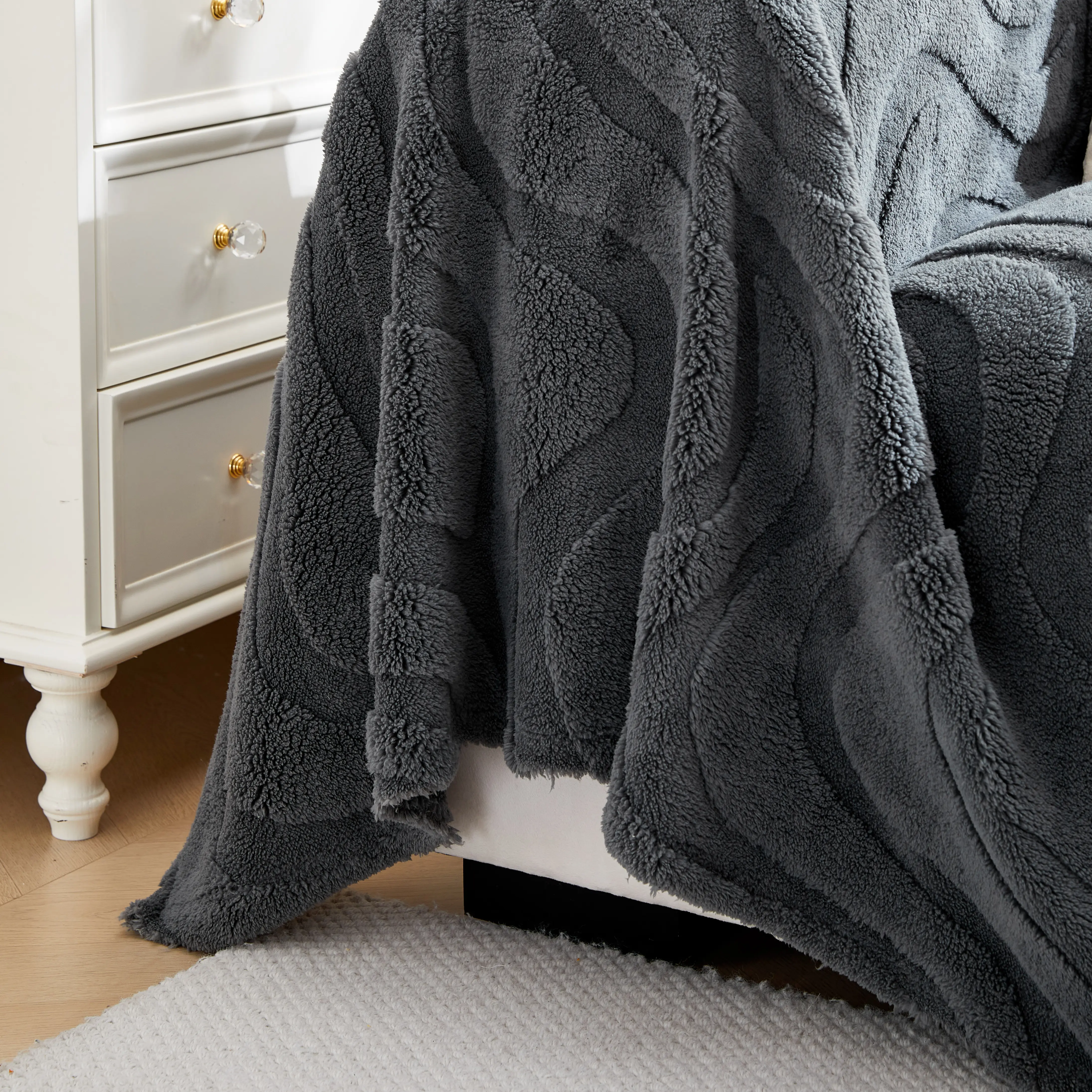 Thick Plush Jacquard Velvet Throw Blanket on Sofa, Sofa Slipcovers and Sectional Sofa Covers - Image 63