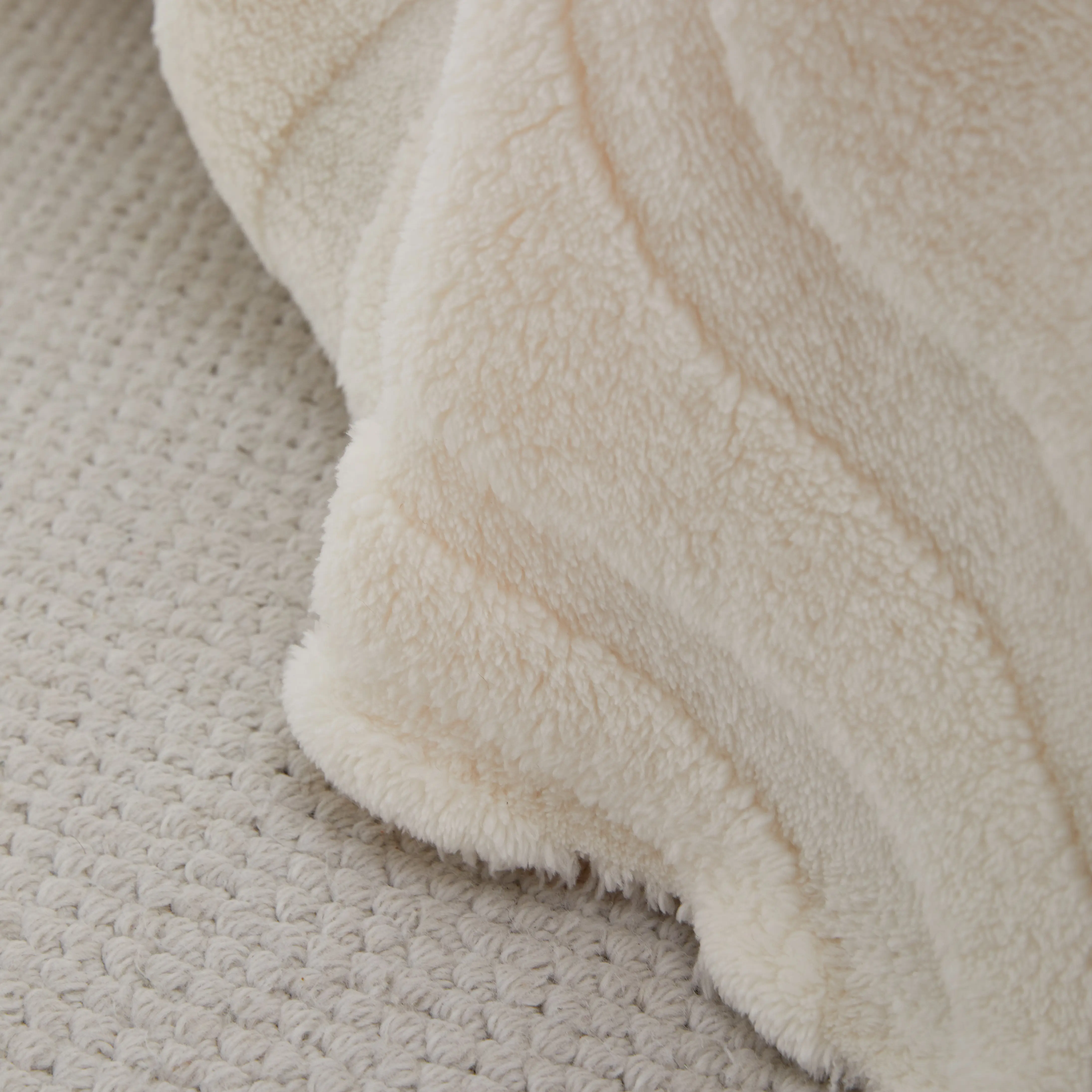 Thick Plush Jacquard Velvet Throw Blanket on Sofa, Sofa Slipcovers and Sectional Sofa Covers - Image 97