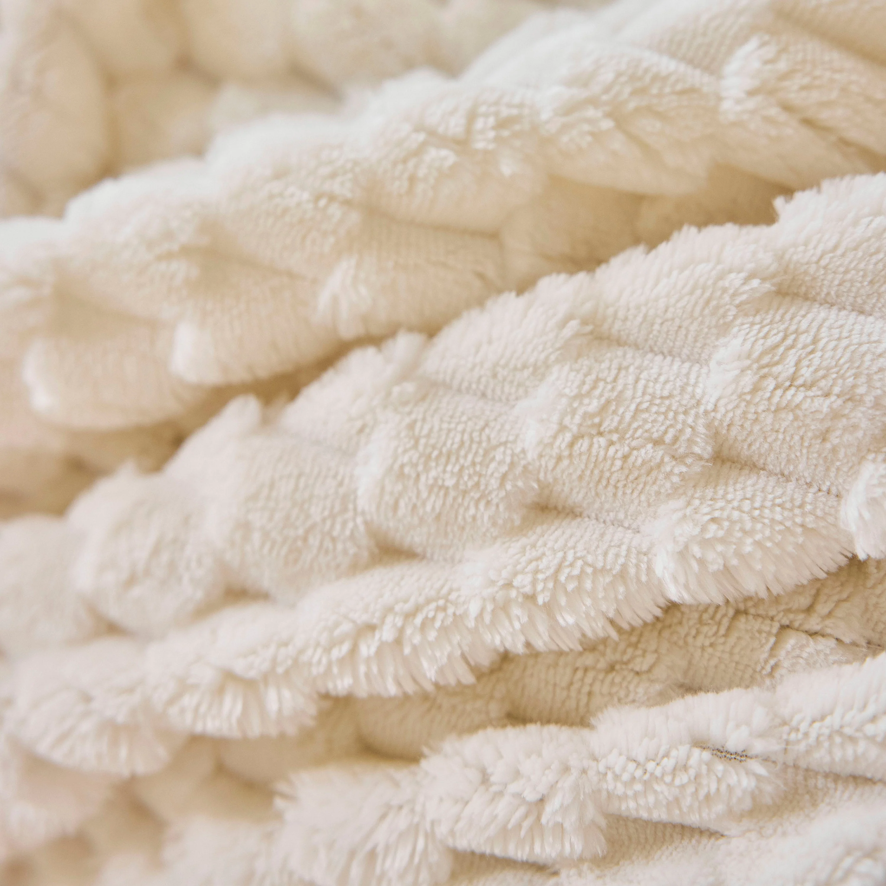 Thick Plush Non-Slip Sofa Throw Cover, Warm Soft Faux Fur Couch Protector for Winter - Image 12