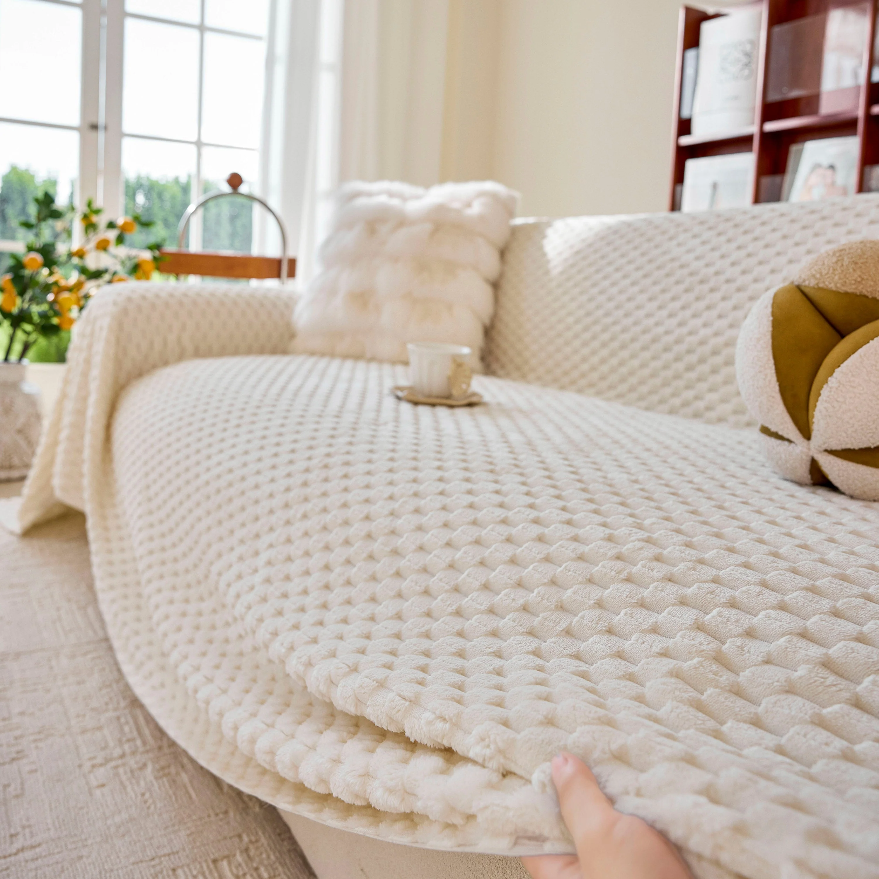 Thick Plush Non-Slip Sofa Throw Cover, Warm Soft Faux Fur Couch Protector for Winter - Image 19