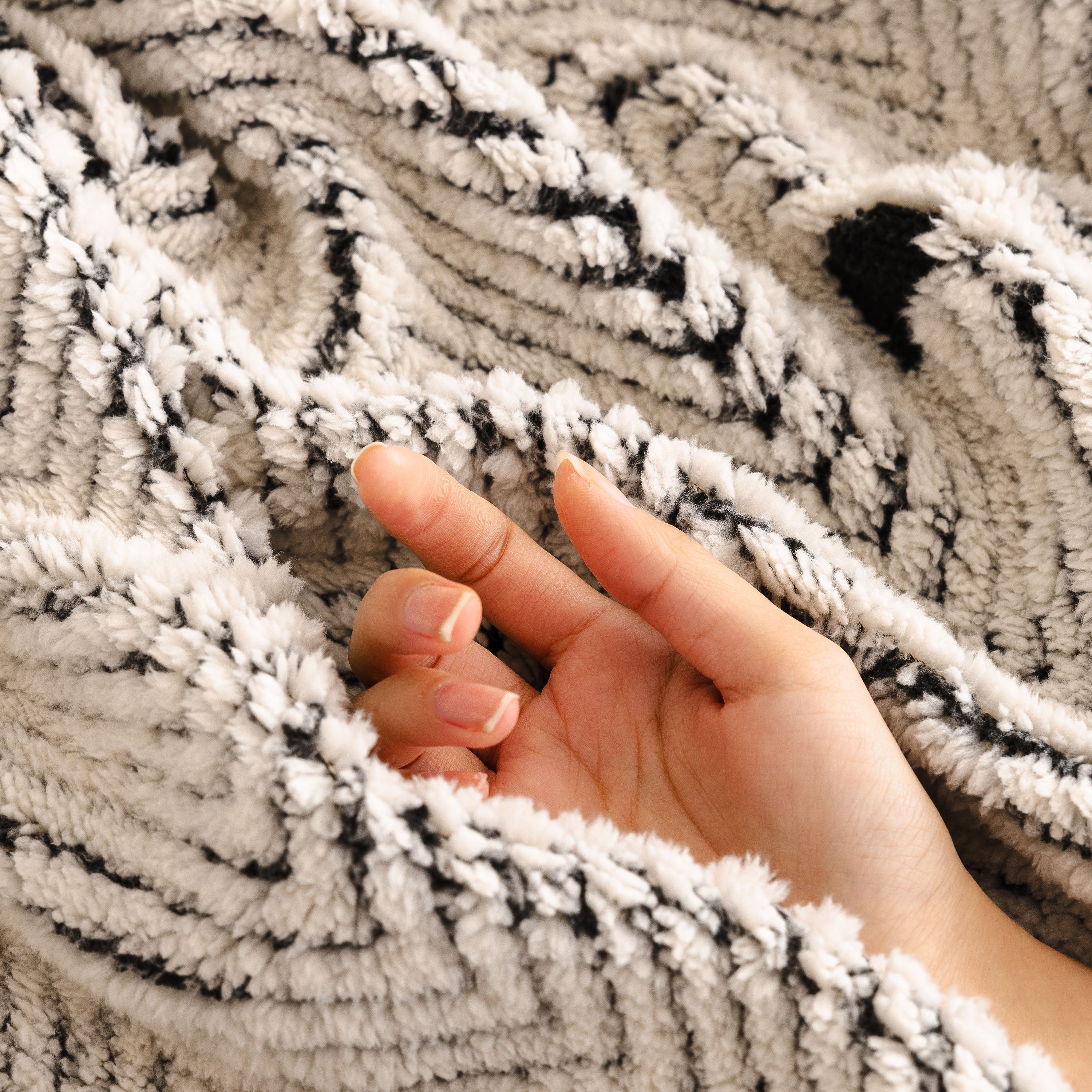 Thick Plush Sofa Cover Throw for Couch, 3D Textured Herringbone Washable Slipcover - Image 40
