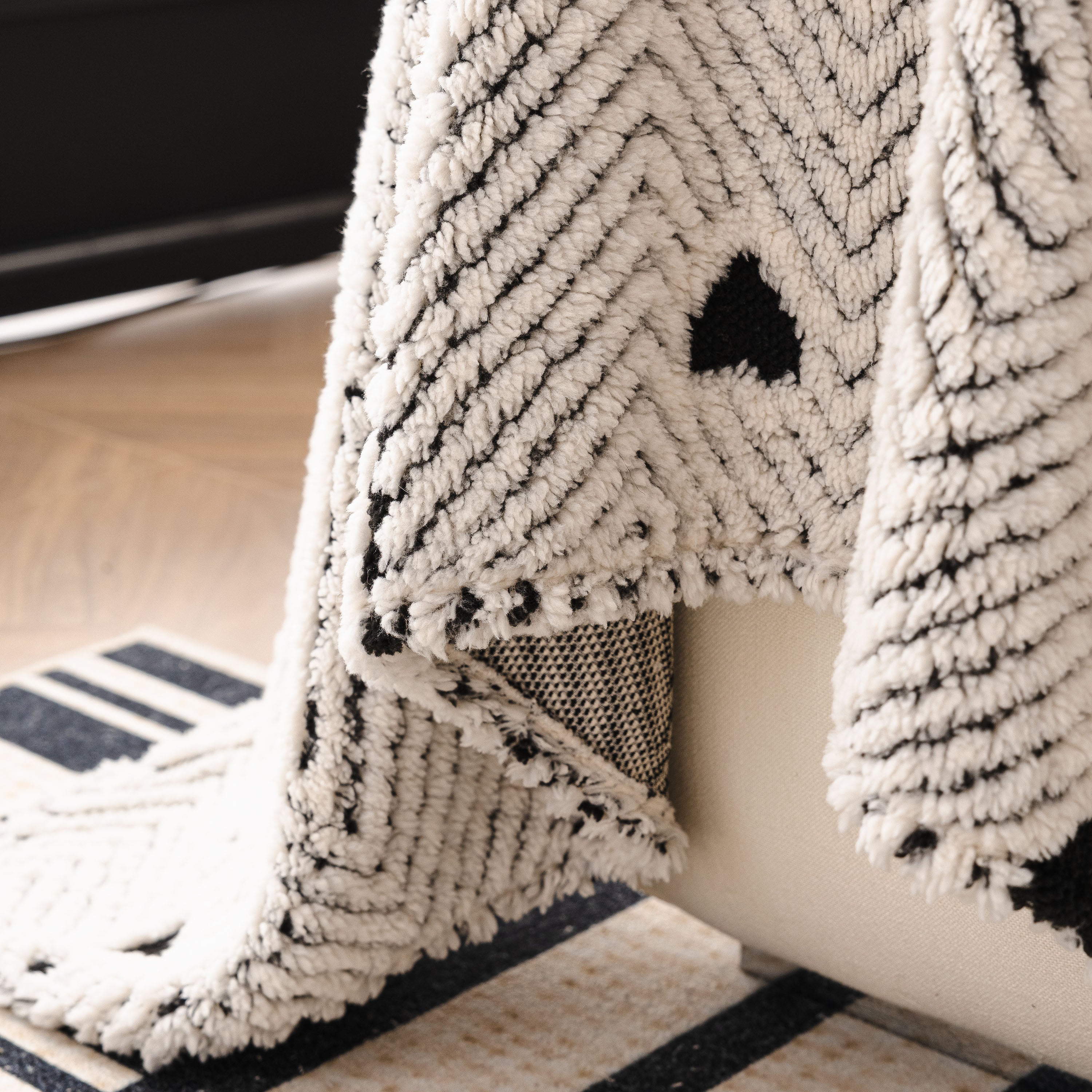 Thick Plush Sofa Cover Throw for Couch, 3D Textured Herringbone Washable Slipcover - Image 53