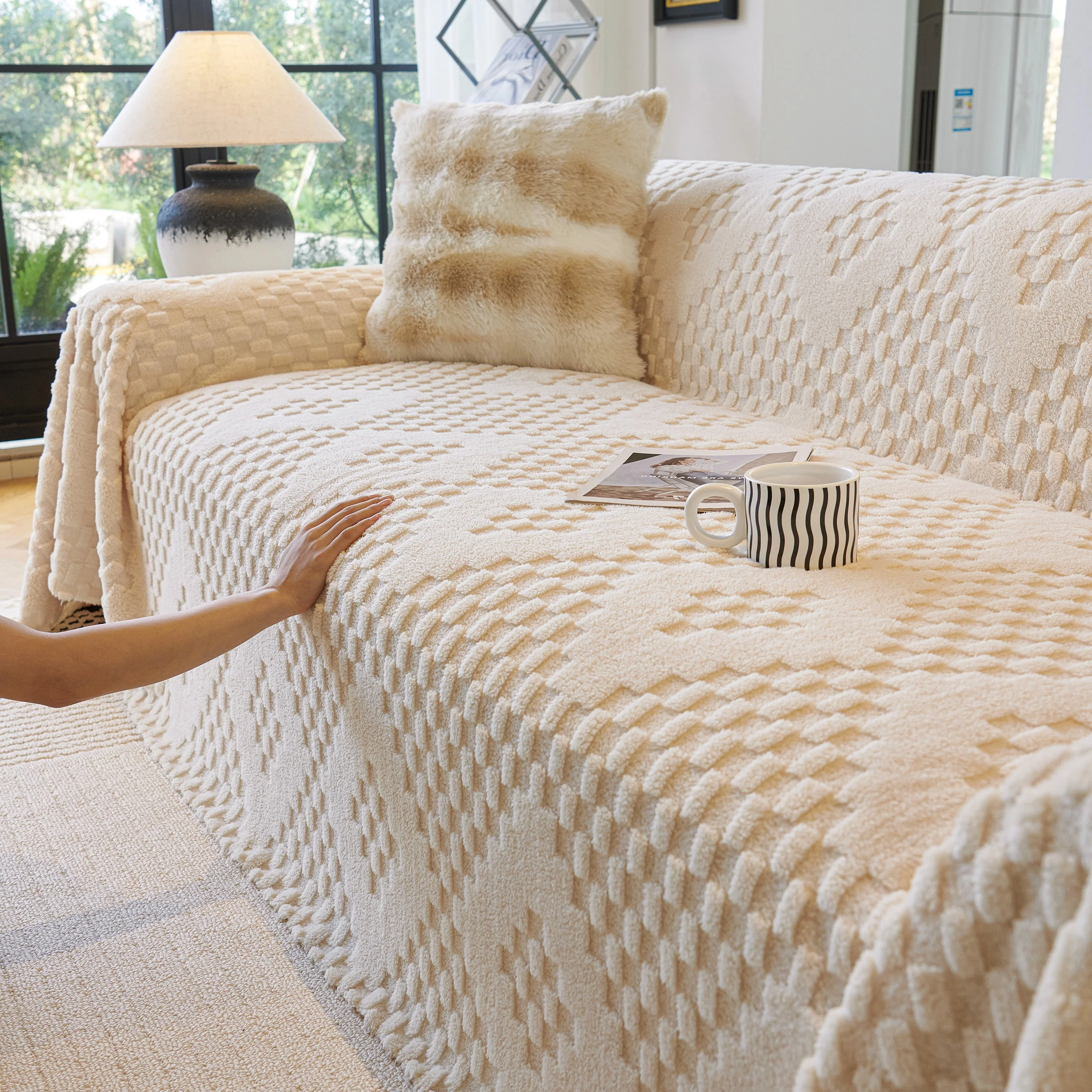 Thickened 3D Plush Premium Living Spaces Couch Covers Soft and Warm Couch Protector Blanket - Image 15