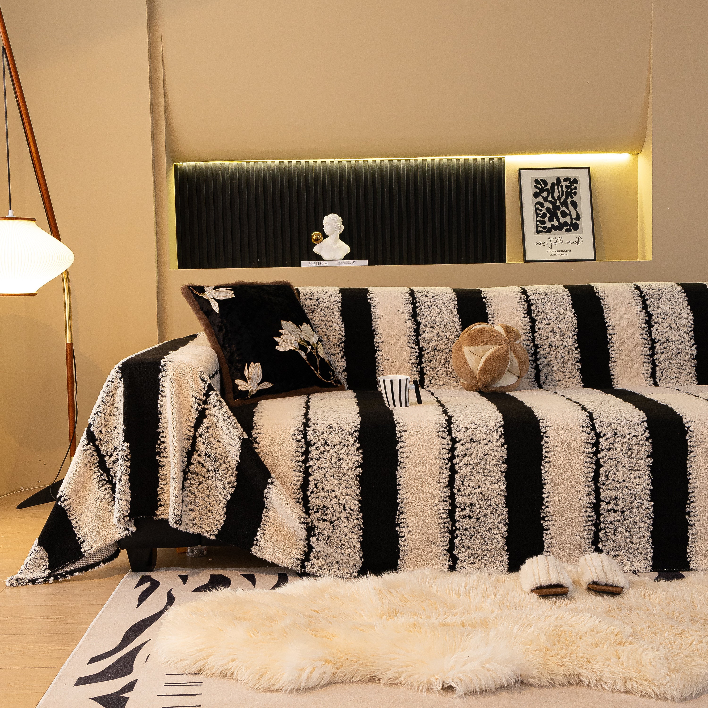 Thickened Coral Fleece Sofa Throw Cover Slipcover Warm Jacquard Cozy Couch Cover Blankets - Image 2