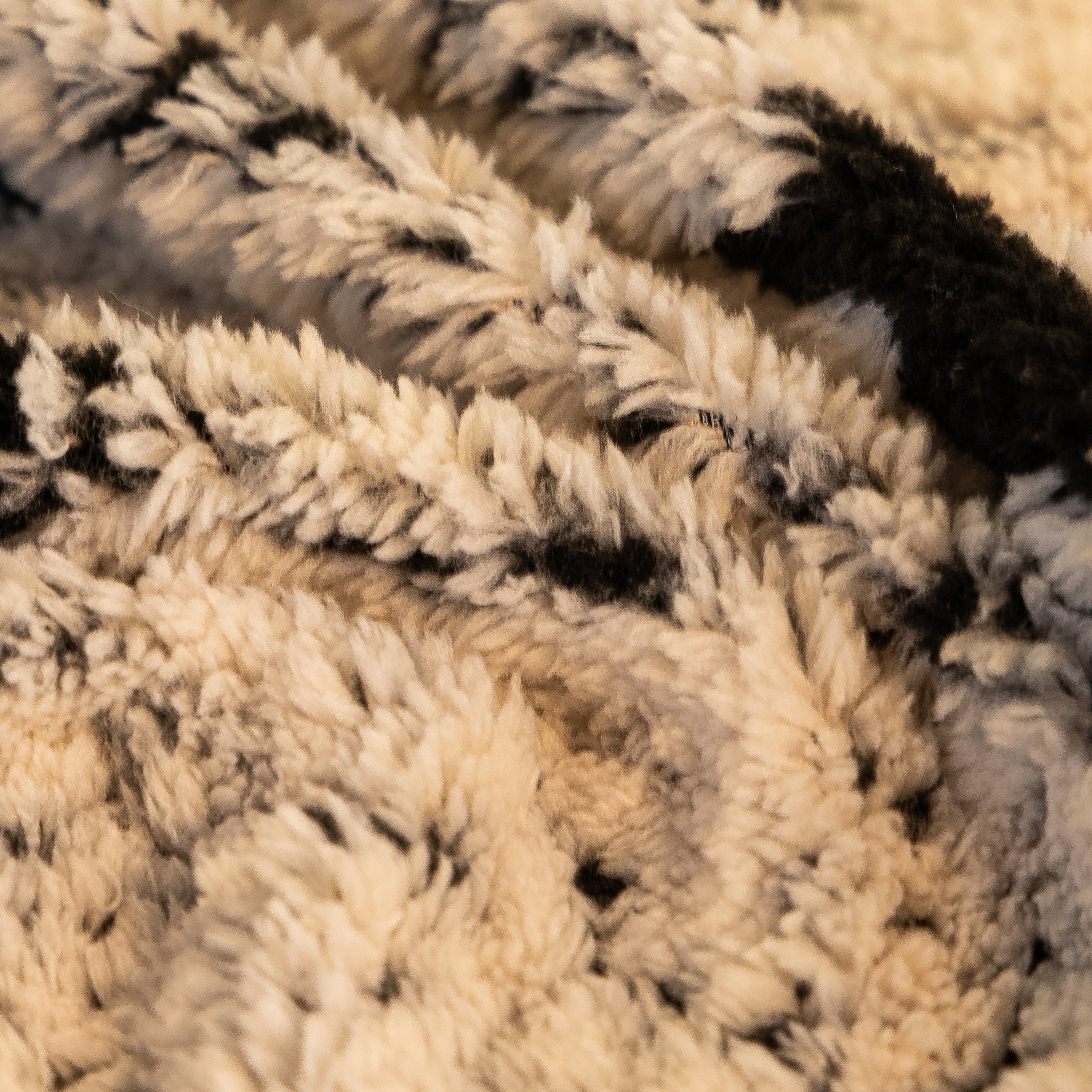 Thickened Coral Fleece Sofa Throw Cover Slipcover Warm Jacquard Cozy Couch Cover Blankets - Image 3