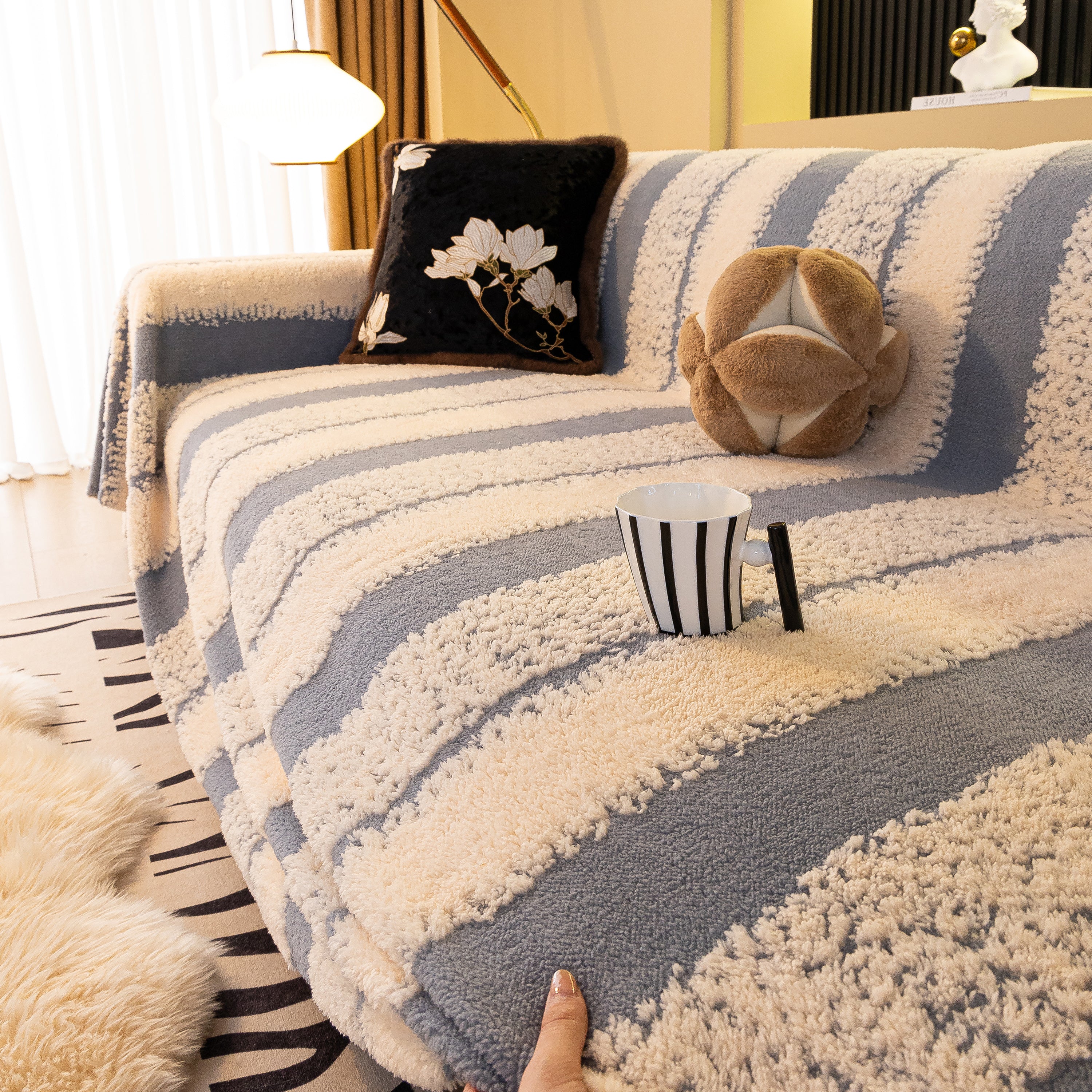 Thickened Coral Fleece Sofa Throw Cover Slipcover Warm Jacquard Cozy Couch Cover Blankets - Image 36