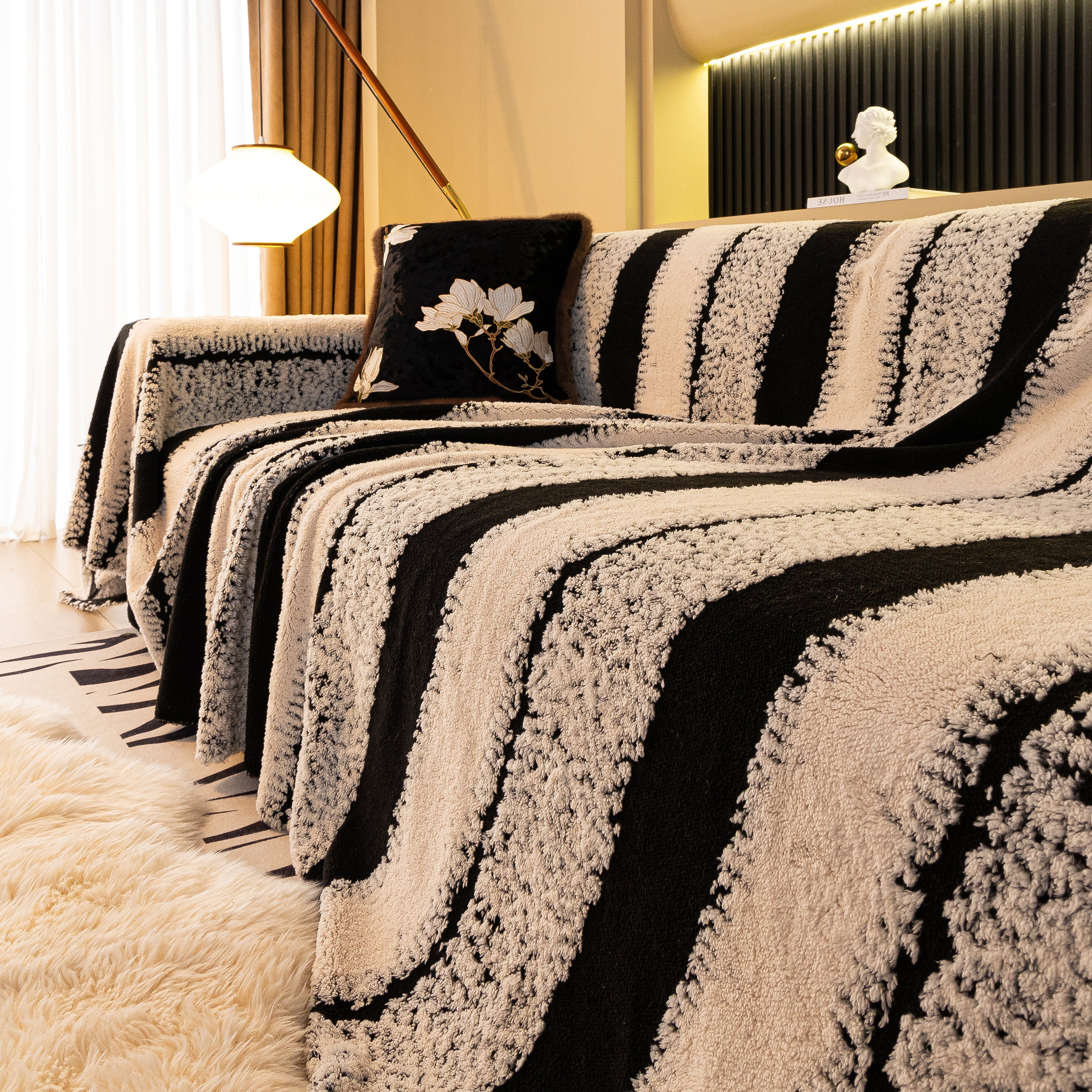 Thickened Coral Fleece Sofa Throw Cover Slipcover Warm Jacquard Cozy Couch Cover Blankets - Image 8