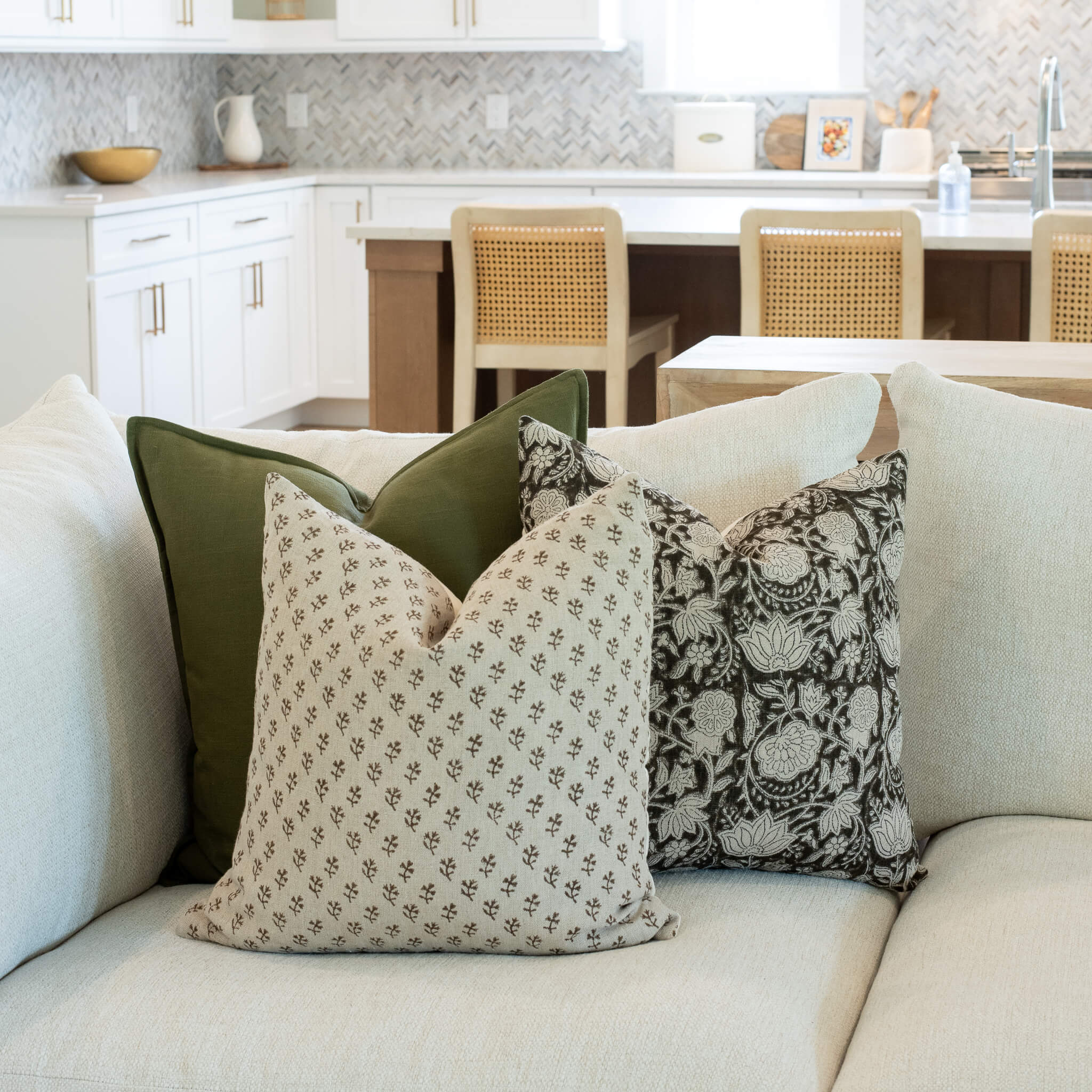 Tierra Block Printed Pillow Cover | Brown - Image 4