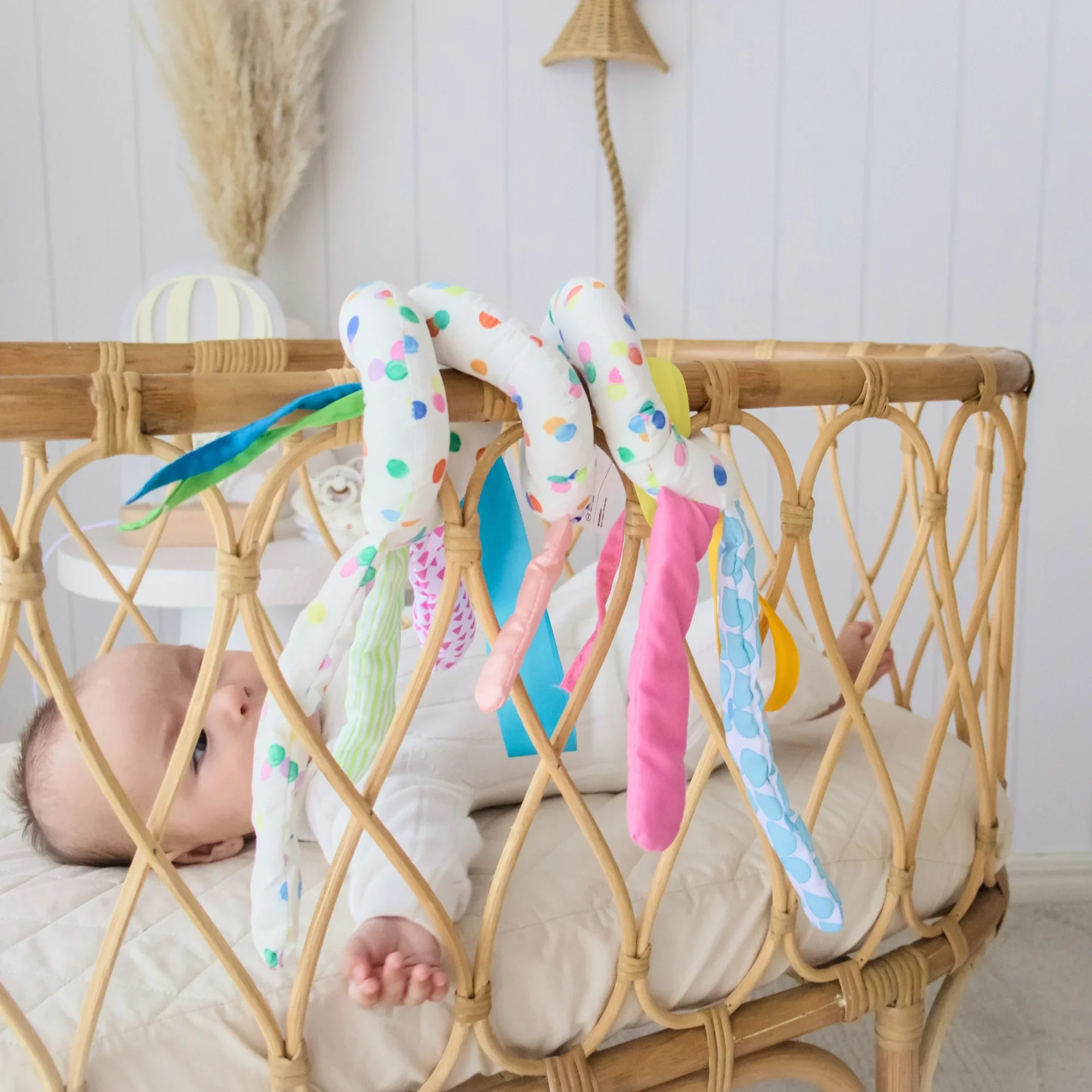 Tiny Land® Montessori Toys for Newborns (0–3 Months) - Image 9
