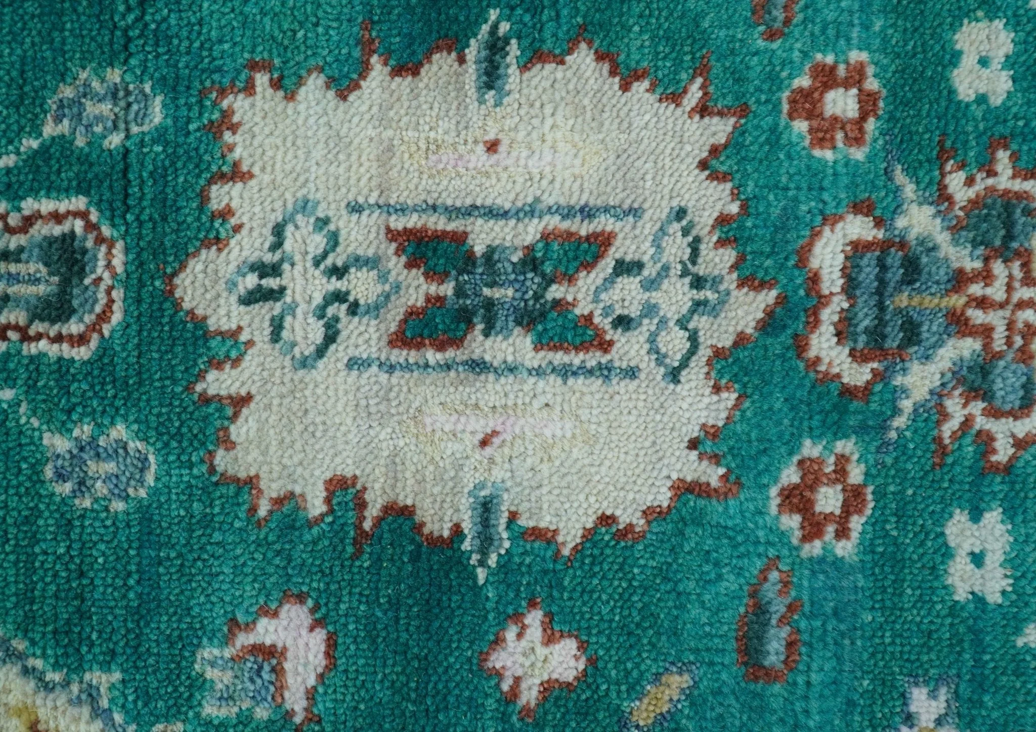 Traditional Design Teal Hand knotted 4x6 Wool Area Rug - Image 5