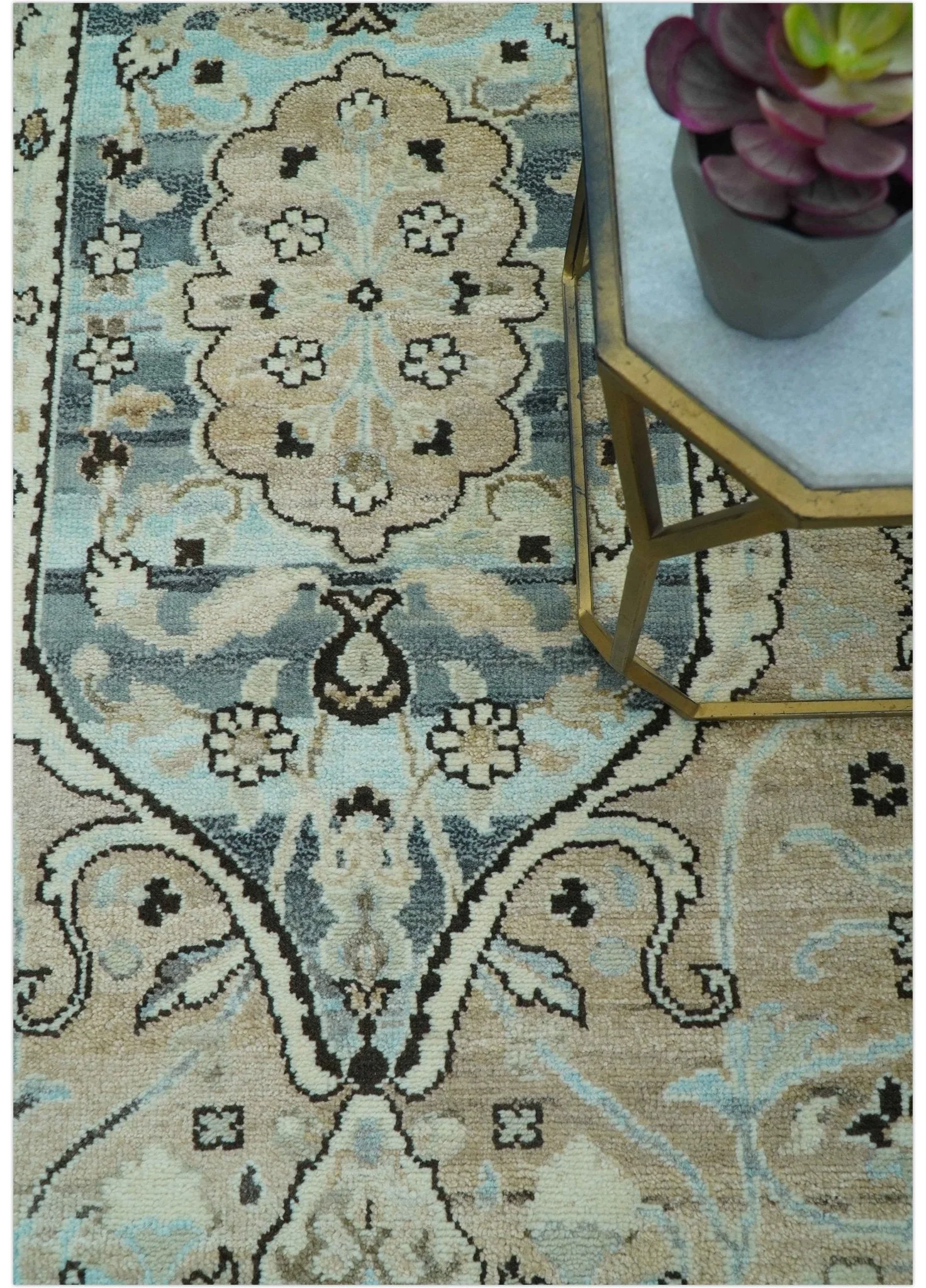 Traditional Oriental Design Beige Hand knotted 6x8.7 Wool Area Rug - Image 9