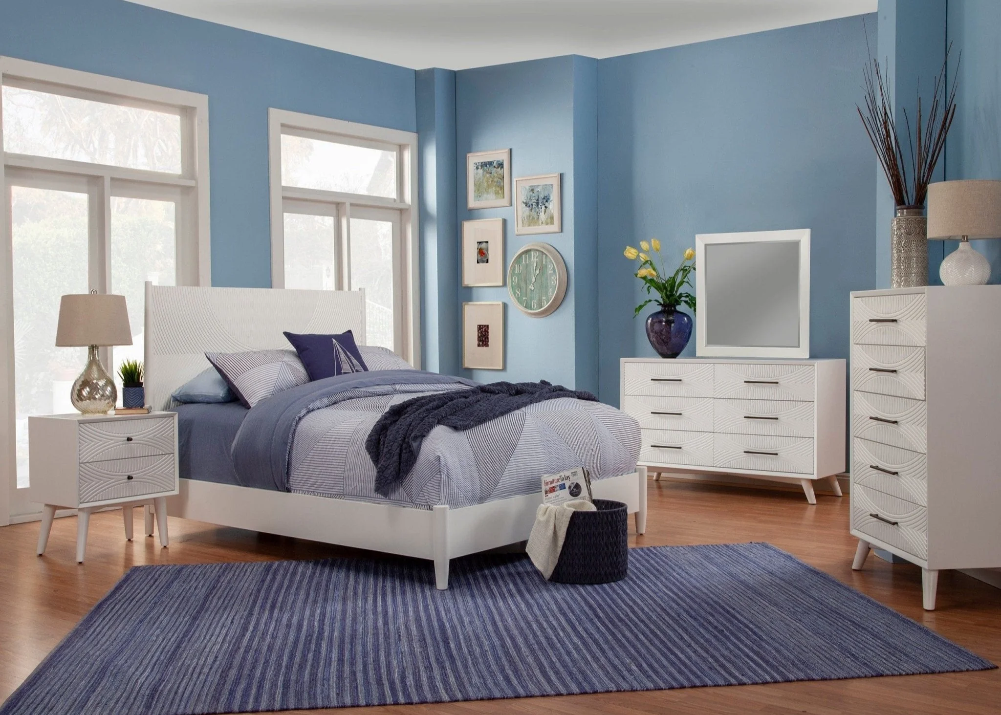 Tranquility Bed, Classic White - Image 2