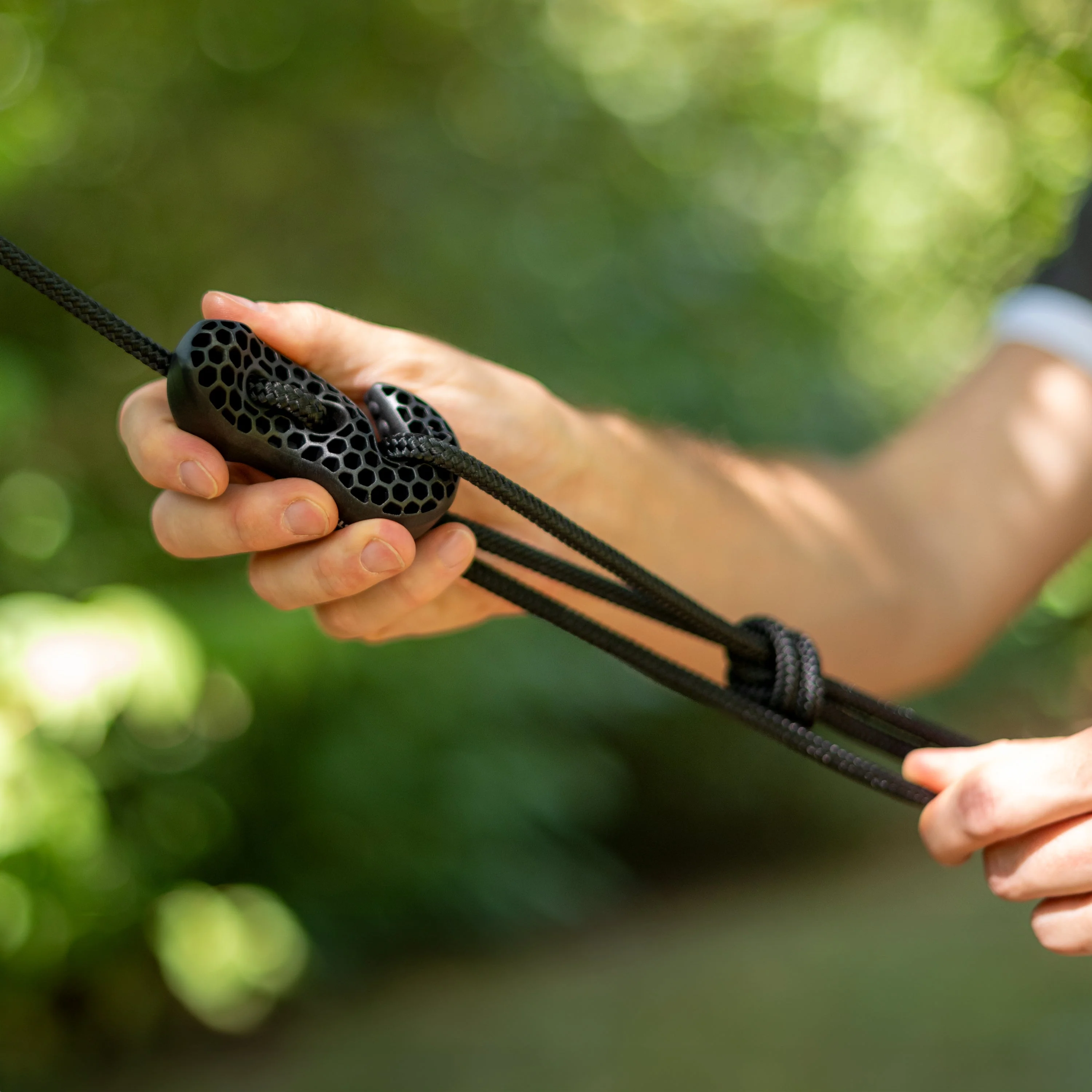 TreeMount 2rope Black - Tree and Pole Suspension Set for Hammocks - Image 5