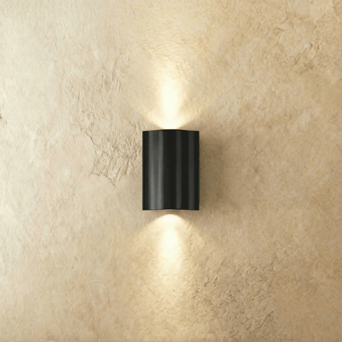 Trevis Outdoor Wall Lamp - Image 13