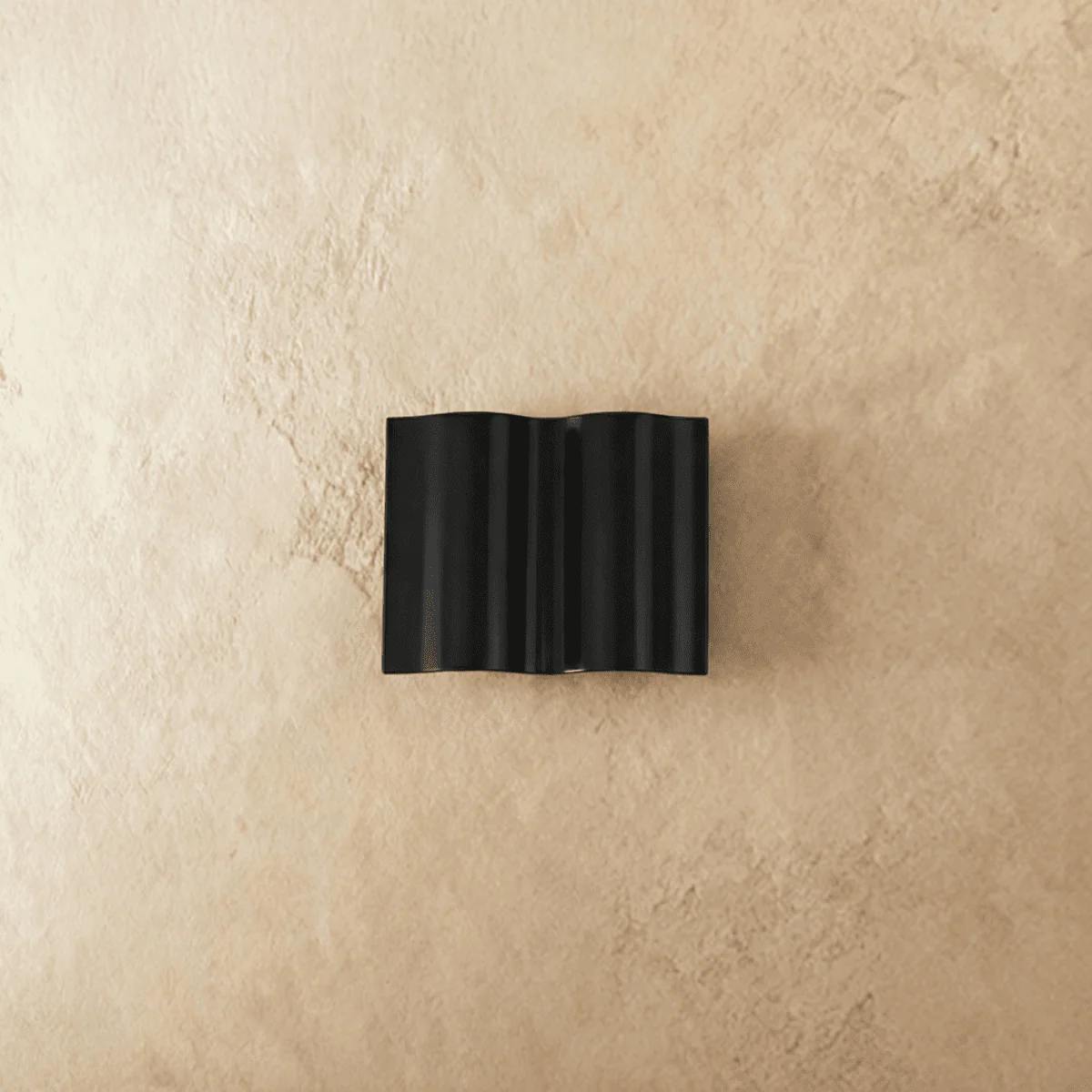 Trevis Outdoor Wall Lamp - Image 14