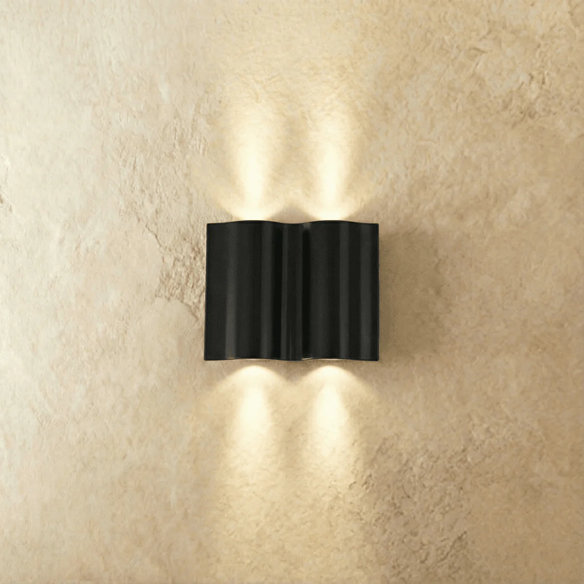 Trevis Outdoor Wall Lamp - Image 15
