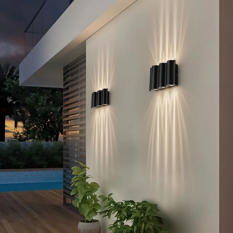 Trevis Outdoor Wall Lamp - Image 6