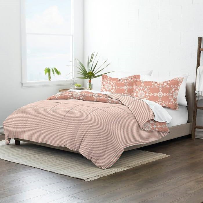 Twin 2 Piece Clay and White Reversible Daisy Medallion Striped Comforter Set - Image 3