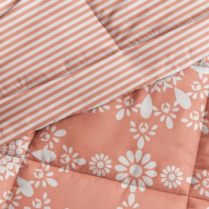 Twin 2 Piece Clay and White Reversible Daisy Medallion Striped Comforter Set - Image 5