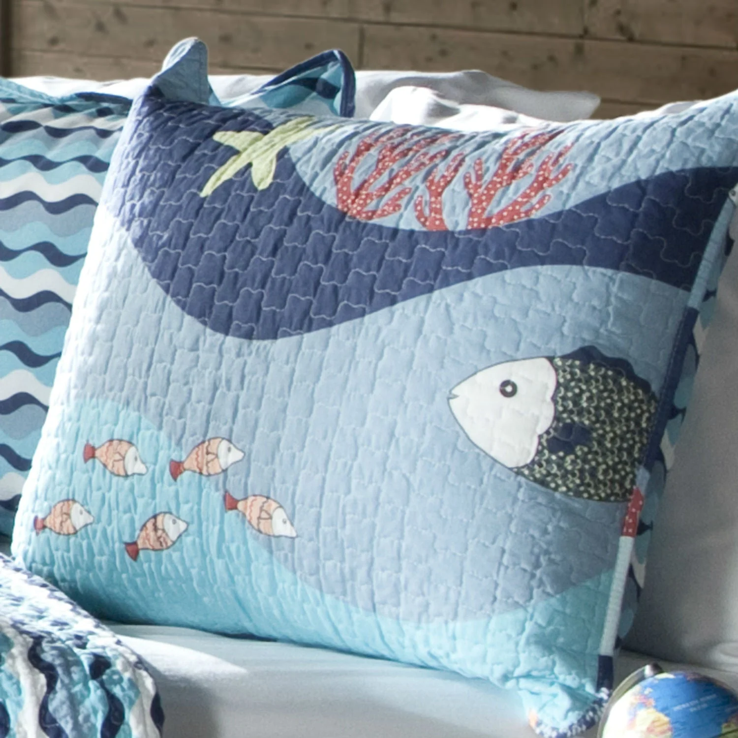 Twin Blue Serenity Sea Fish Coral Coverlet Quilt Bedspread Set - Image 2