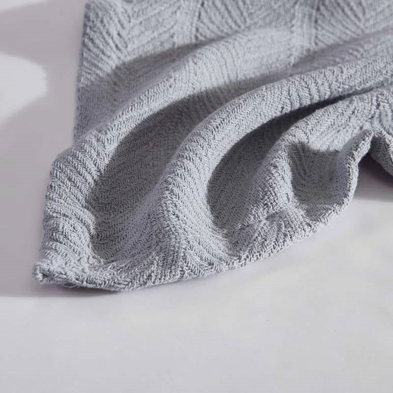 Twin size Cozy Lightweight Grey 100-Percent Cotton Blanket - Machine Washable - Image 3