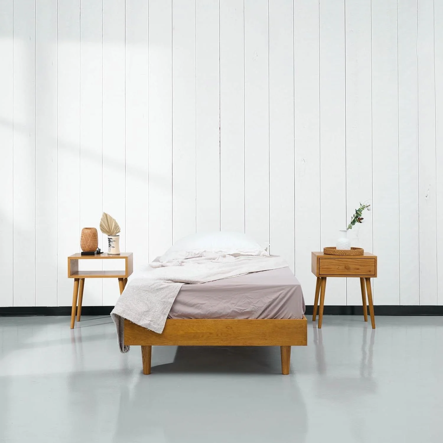 Twin size Mid-Century Modern Platform Bed Frame in Light Wood Finish - Image 2