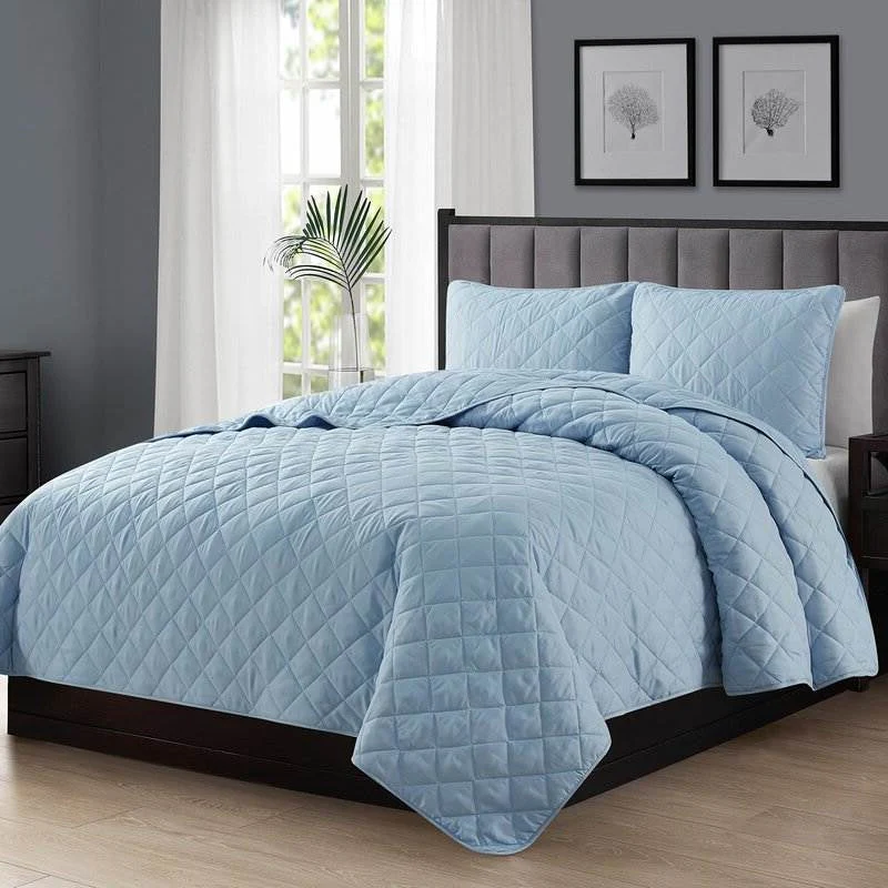 Twin/Twin XL 2-Piece Light Blue Microfiber Reversible Diamond Quilt Set - Image 2