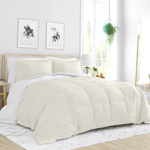 Twin/Twin XL 2-Piece Microfiber Reversible Comforter Set in White and Cream - Image 2