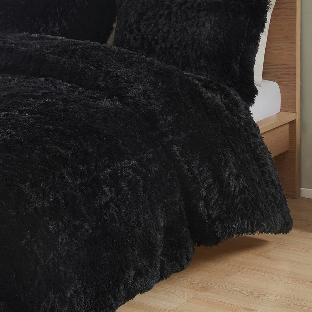 Twin/Twin XL Black Soft Sherpa Faux Fur 2-Piece Comforter Set with Shams - Image 2
