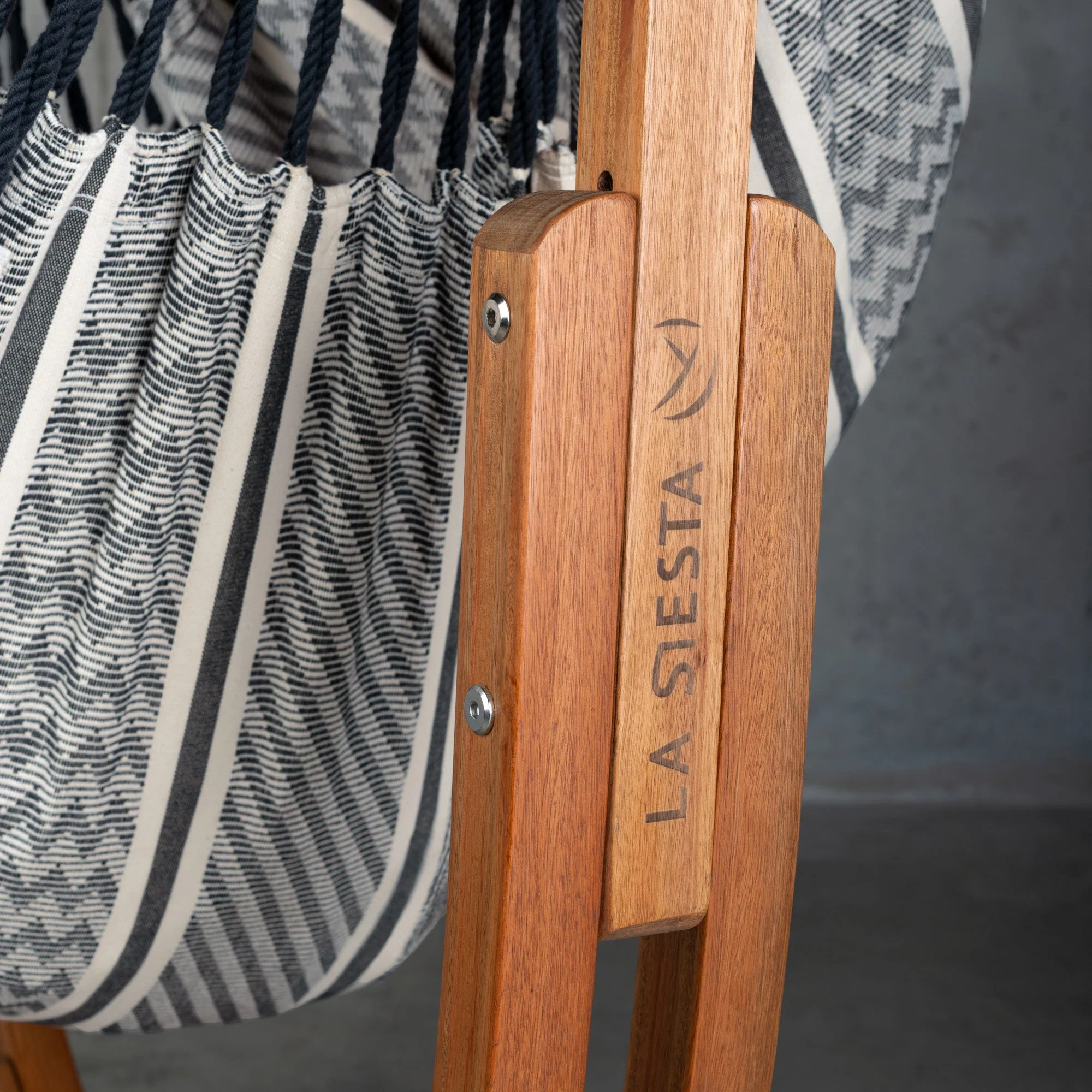 Udine Organic Zebra - Organic Cotton Hammock Chair with FSC® certified Eucalyptus Stand - Image 3