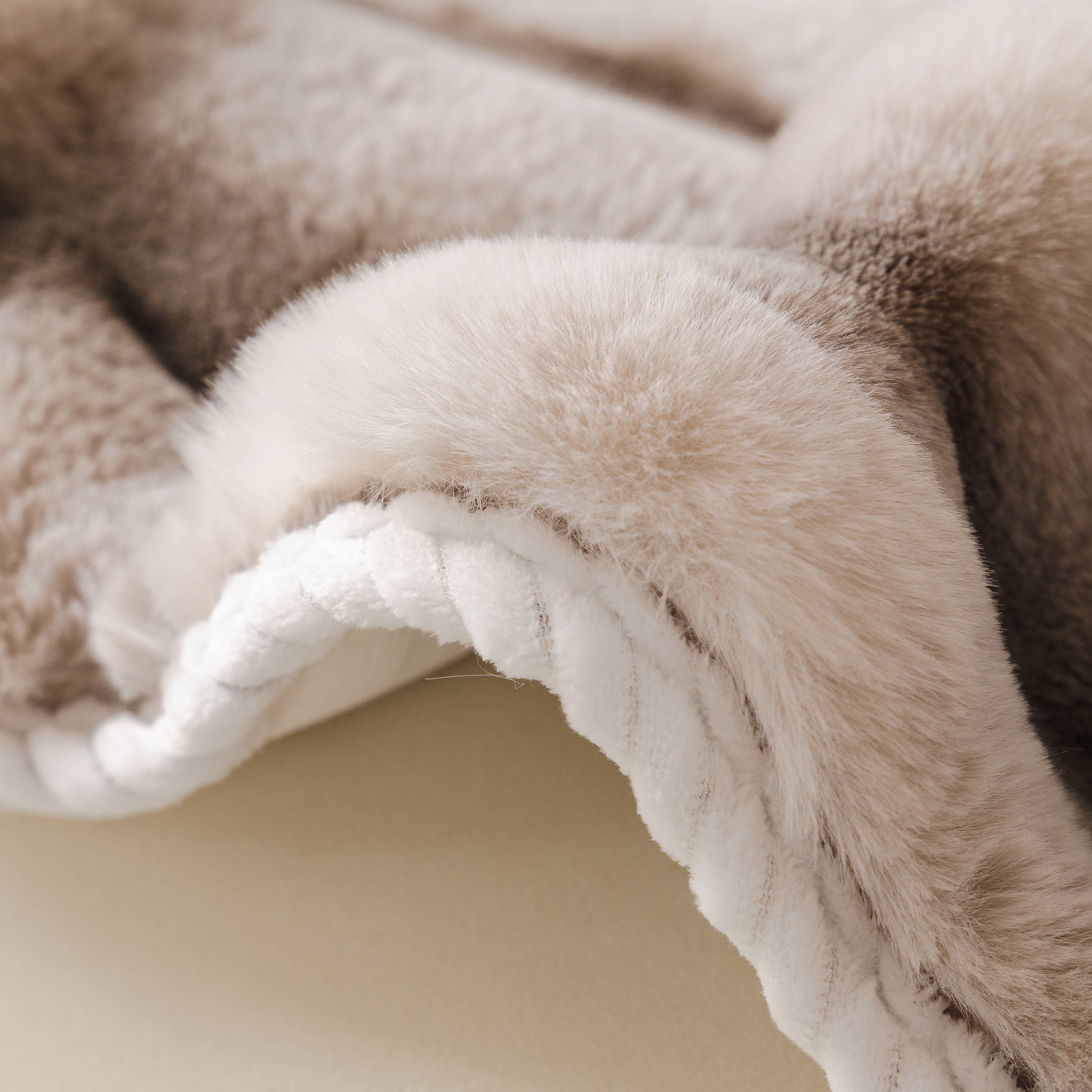 Ultra Soft Faux Fur Couch Cover – Large, Fluffy, and Elegant Sofa Throw Blanket - Image 119