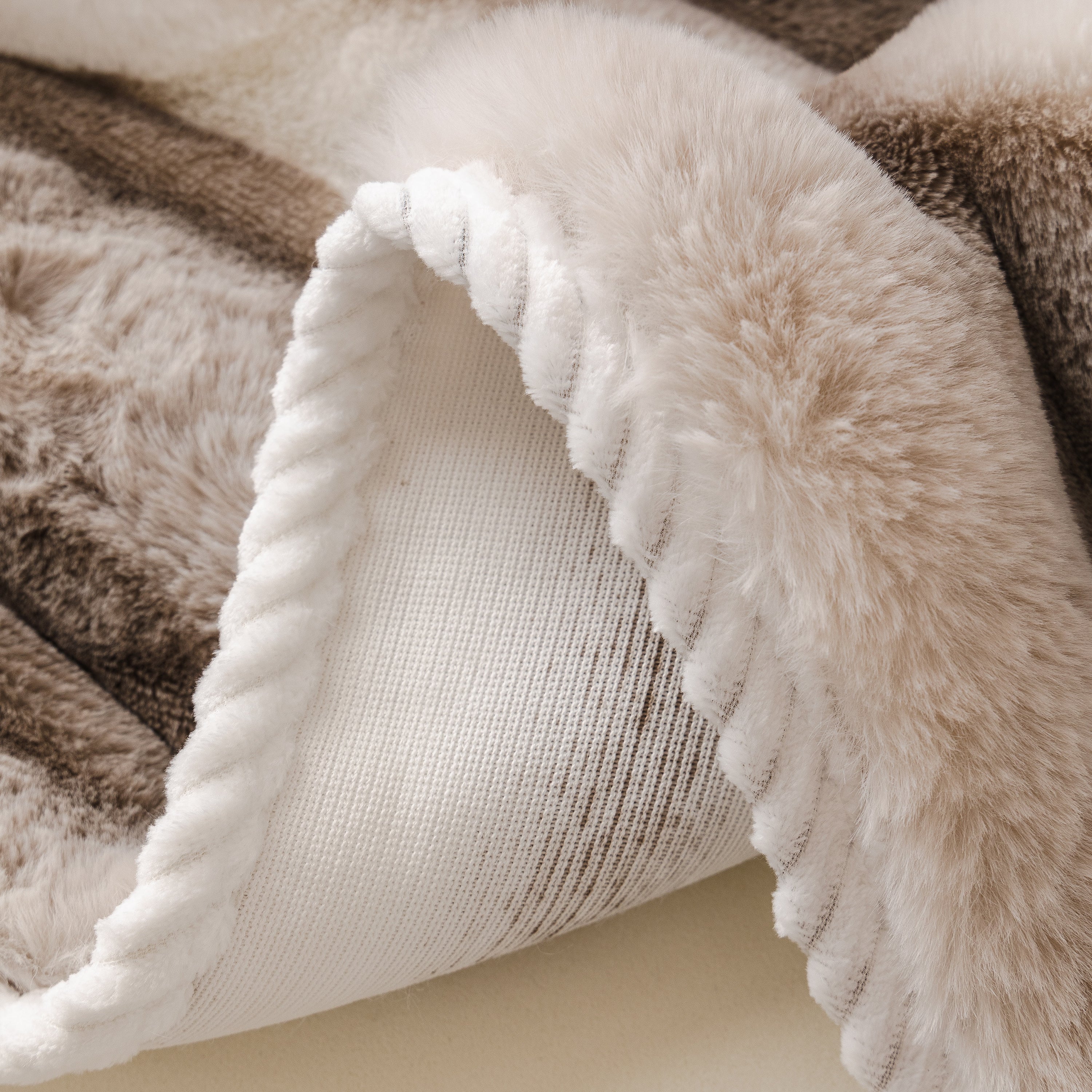 Ultra Soft Faux Fur Couch Cover – Large, Fluffy, and Elegant Sofa Throw Blanket - Image 122
